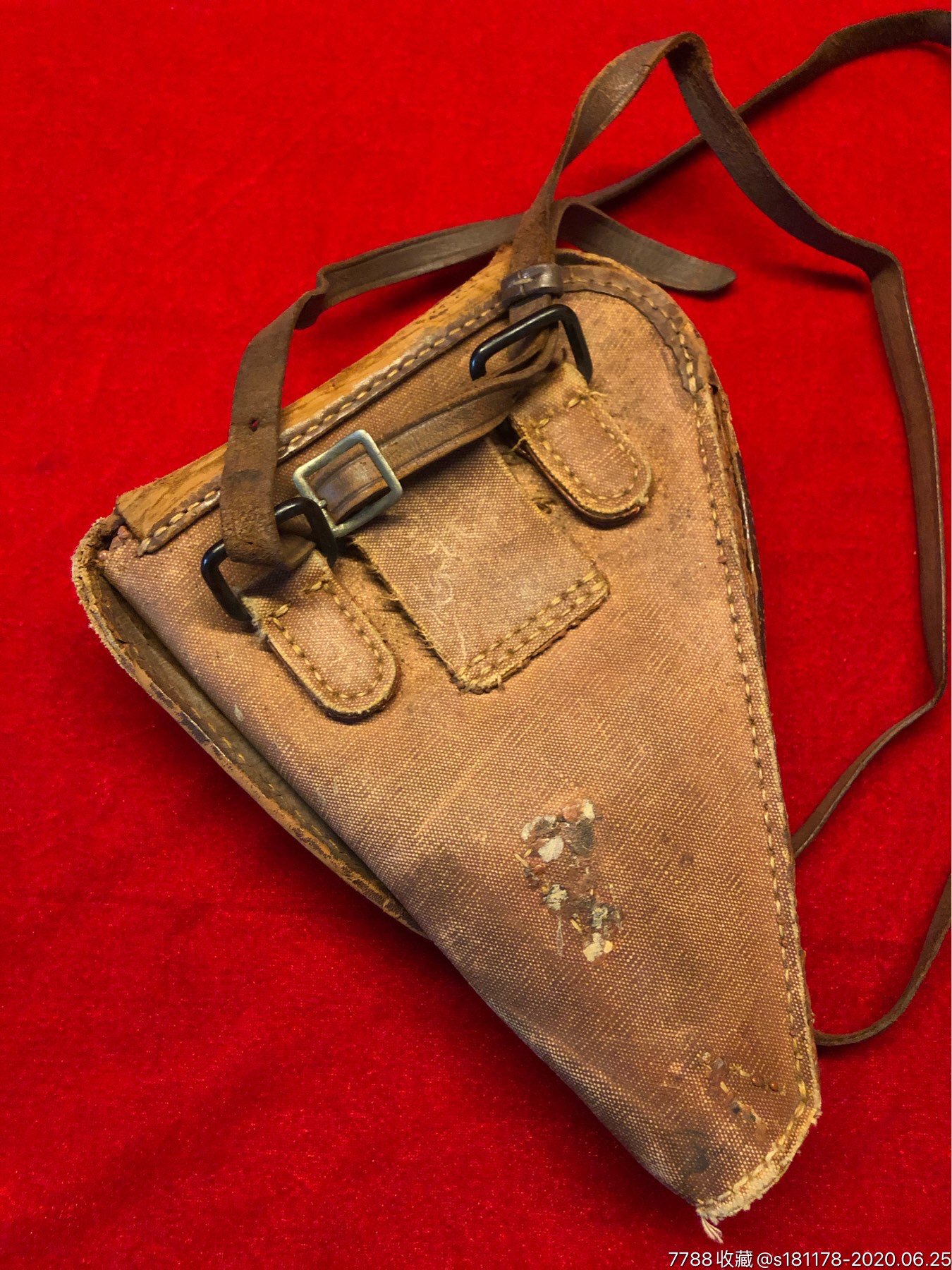 二战日本南部十四年匣子…枪套俗称王八盒子,品相很好,价格和谐