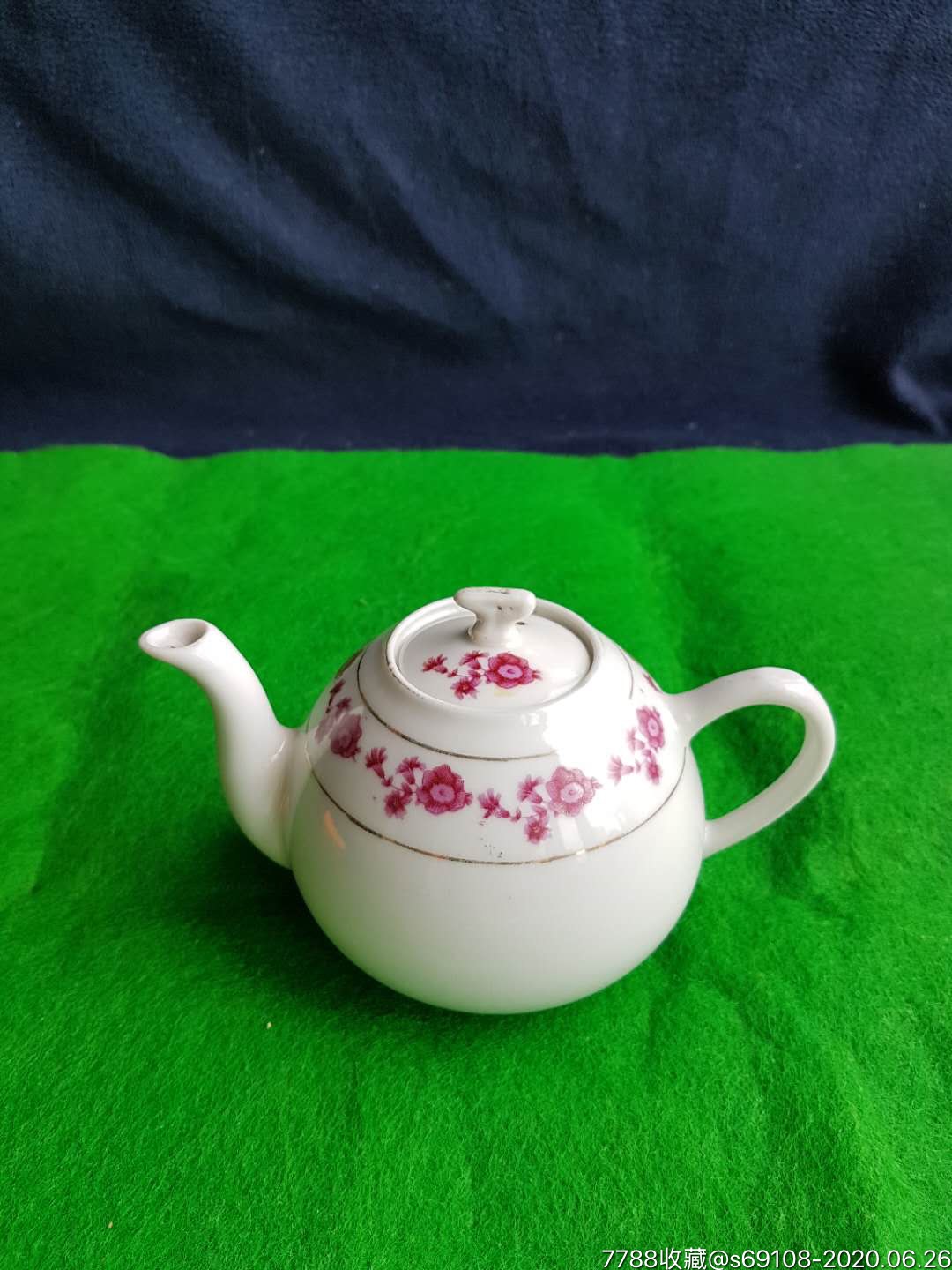 景德镇第七瓷厂花卉瓷壶_茶壶_第1张_7788茶具