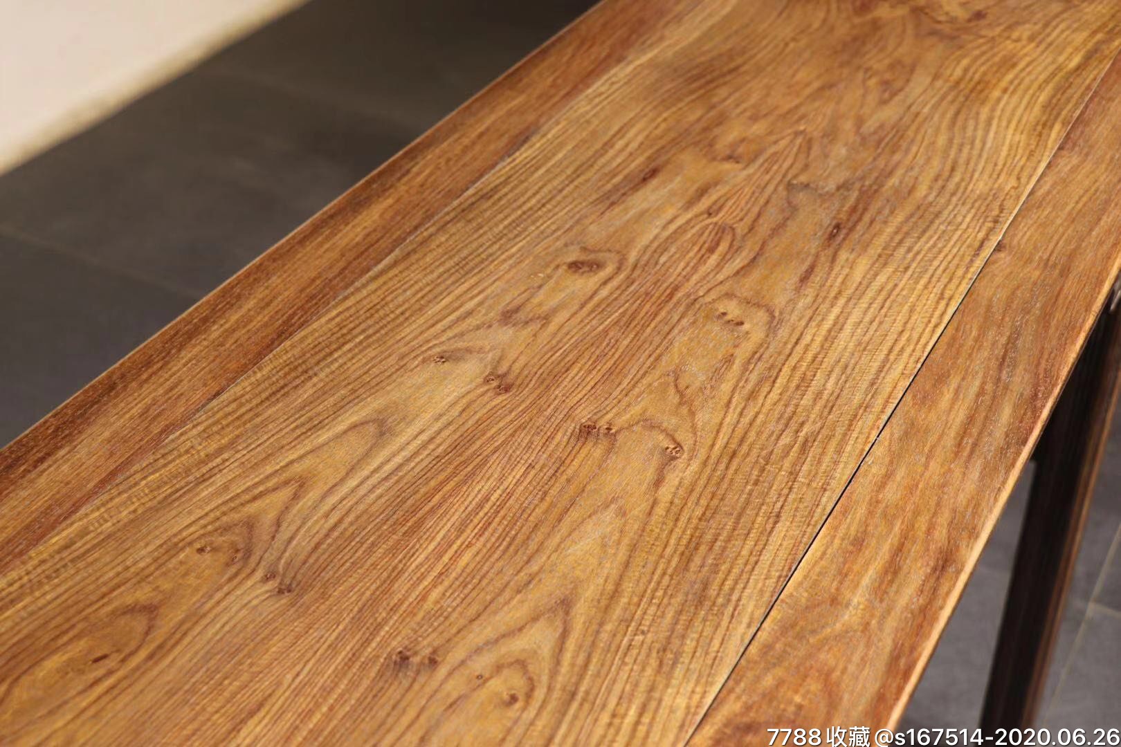 明式?香案器型美观大气面独板牙板角牙腿面起线品相完美桌面木纹-木桌
