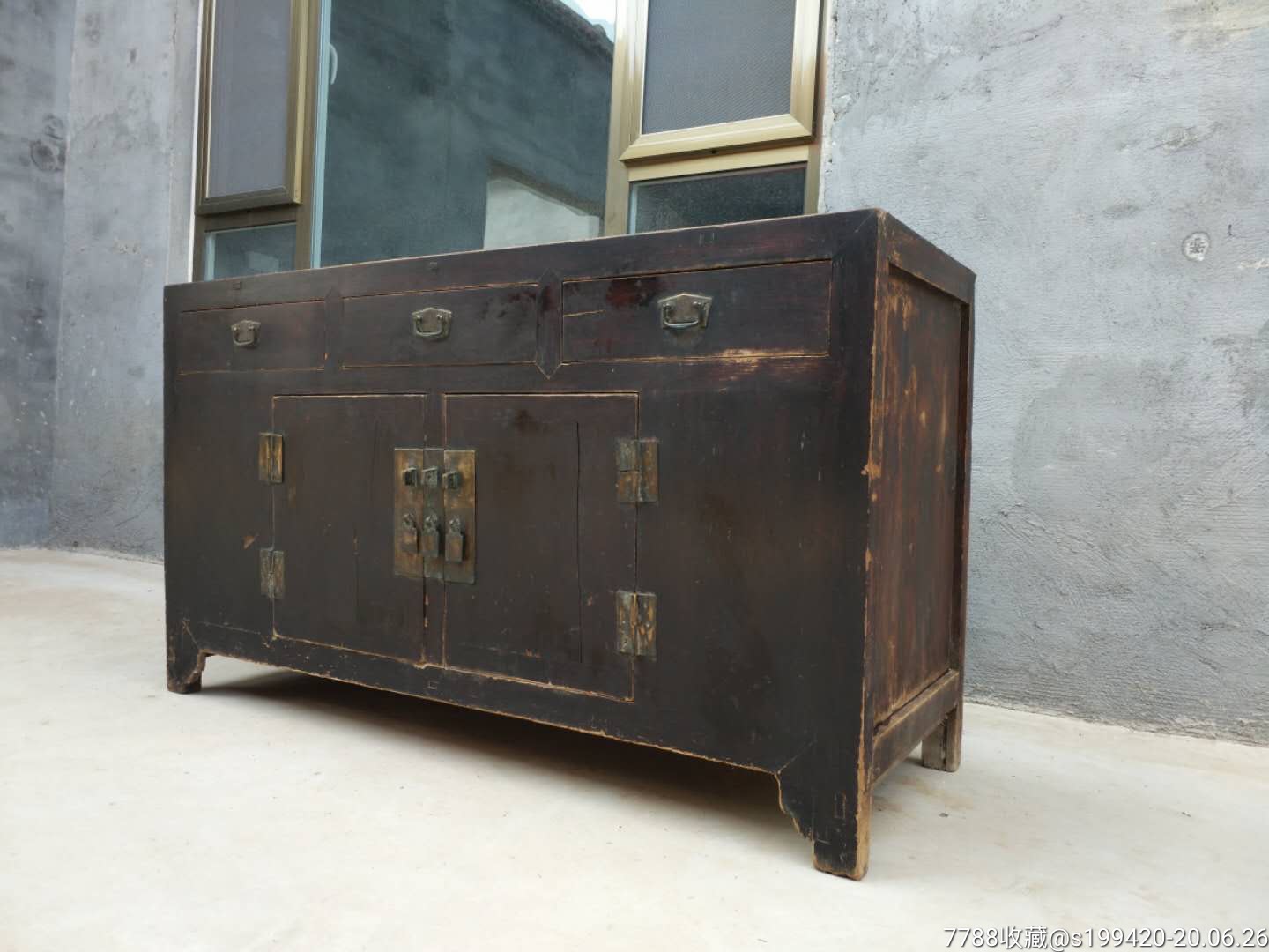 柞木联体柜,清代,皮克老辣,老铜件齐全,会所,茶室摆放佳品:150/56/87.