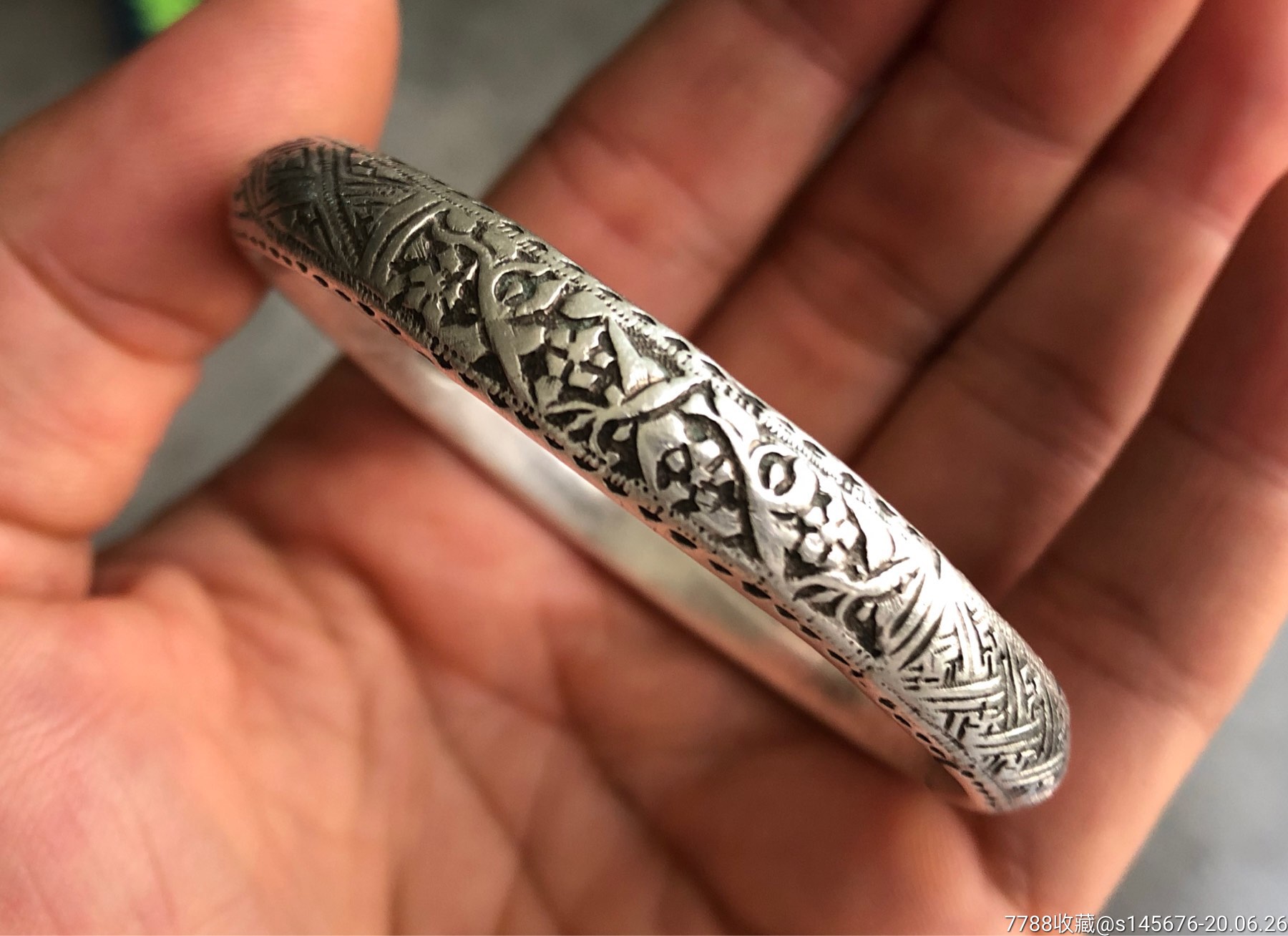 精美多段锦老银镯