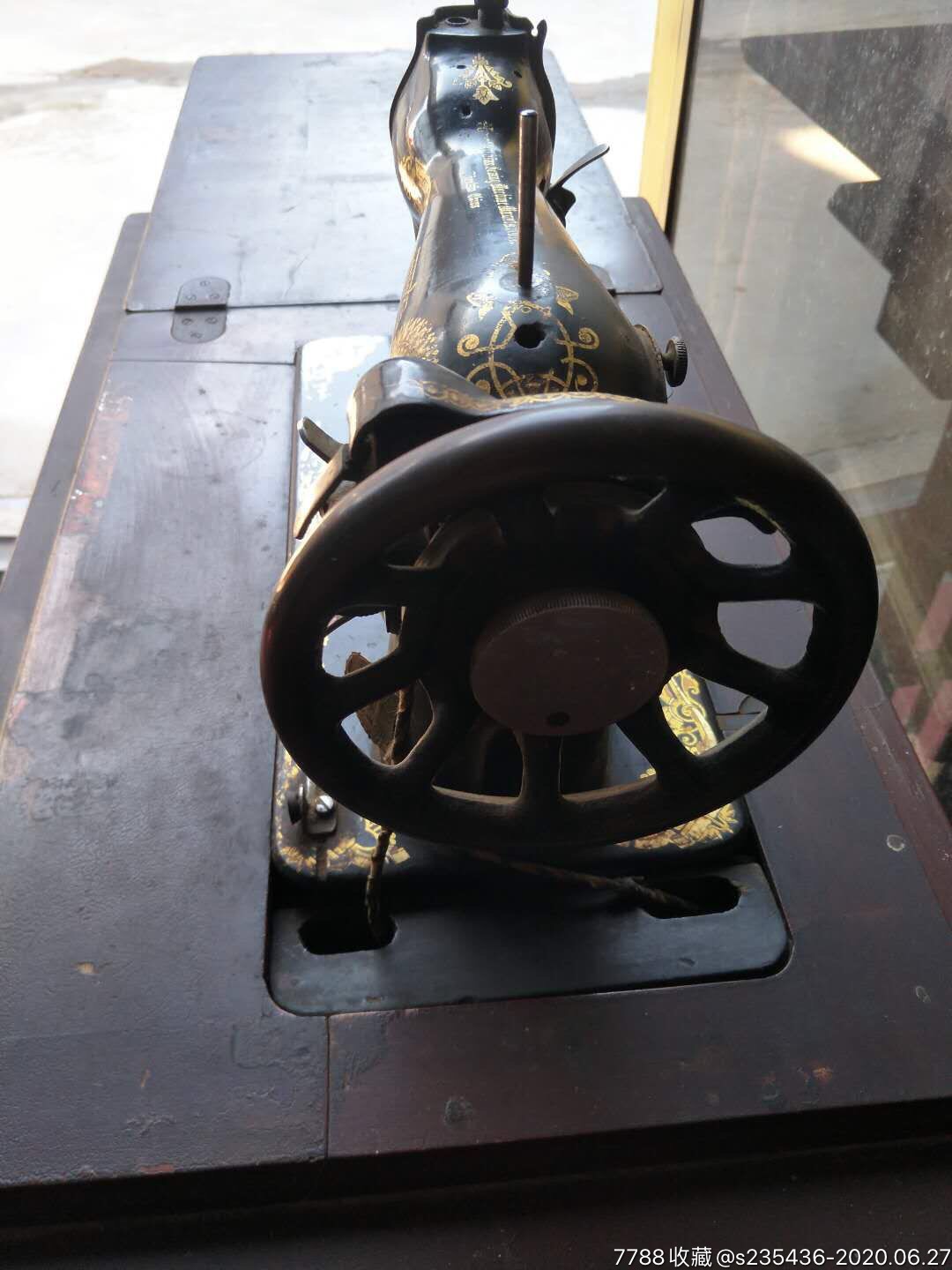 天津华北缝纫机厂出品的51牌脚踏老缝纫机