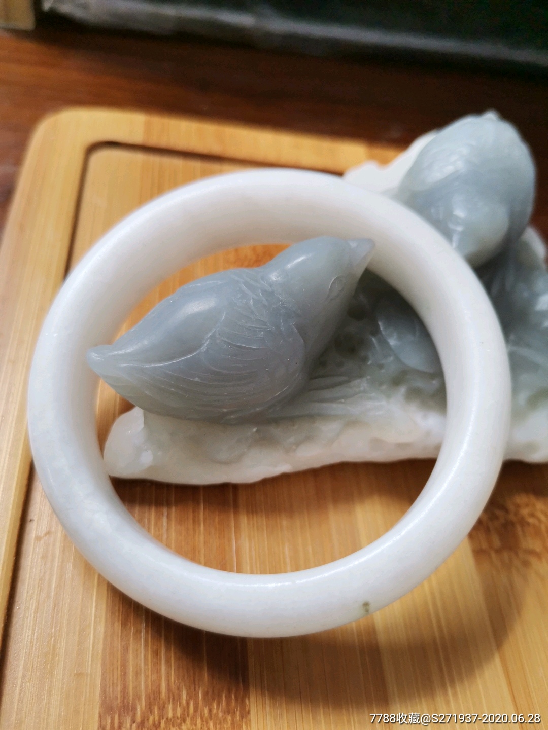 正宗新疆和田玉带一点草花沁手镯圈口57.7mm-和田玉-7788玉器收藏