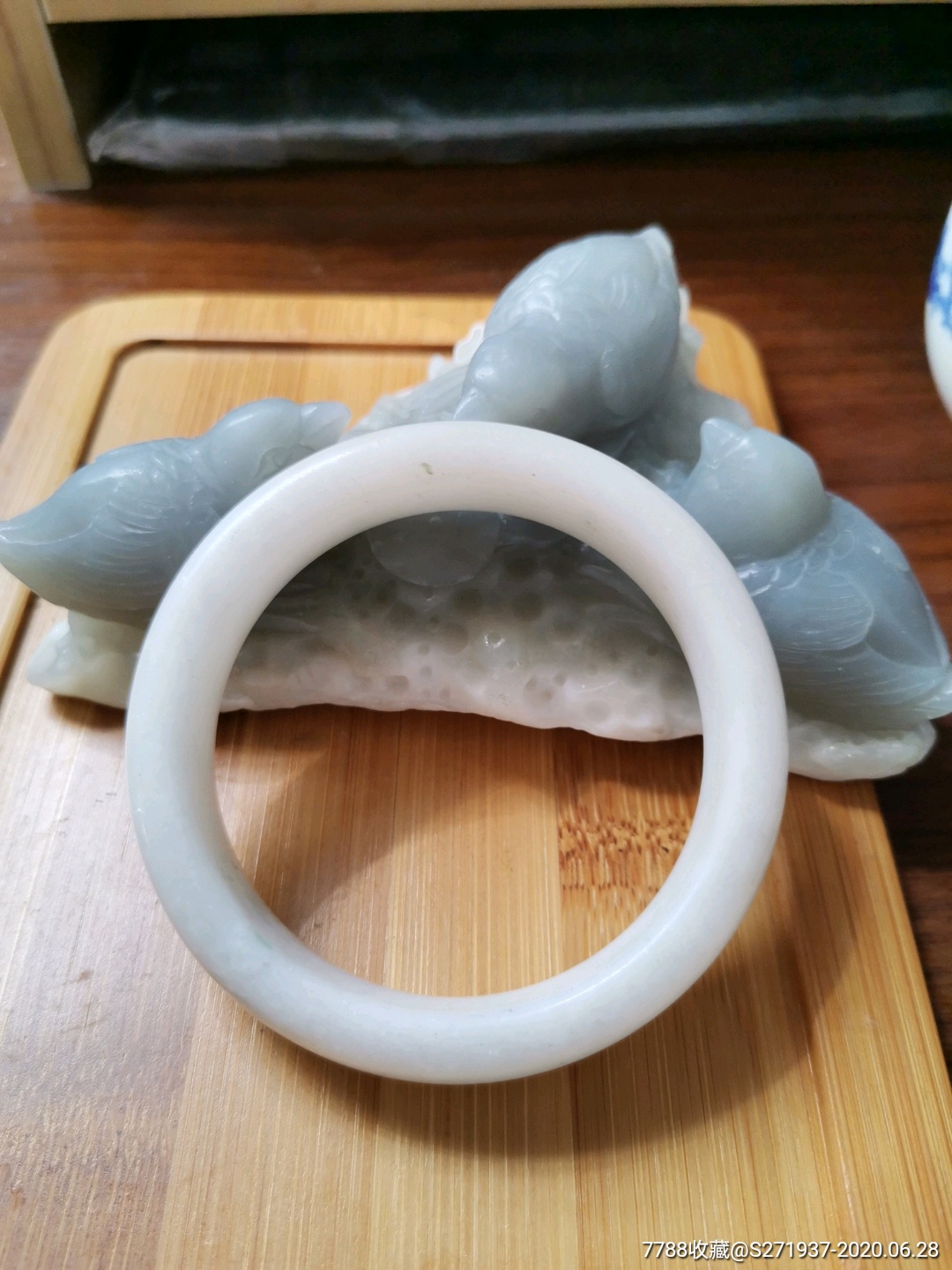 正宗新疆和田玉带一点草花沁手镯圈口57.7mm-和田玉-7788玉器收藏