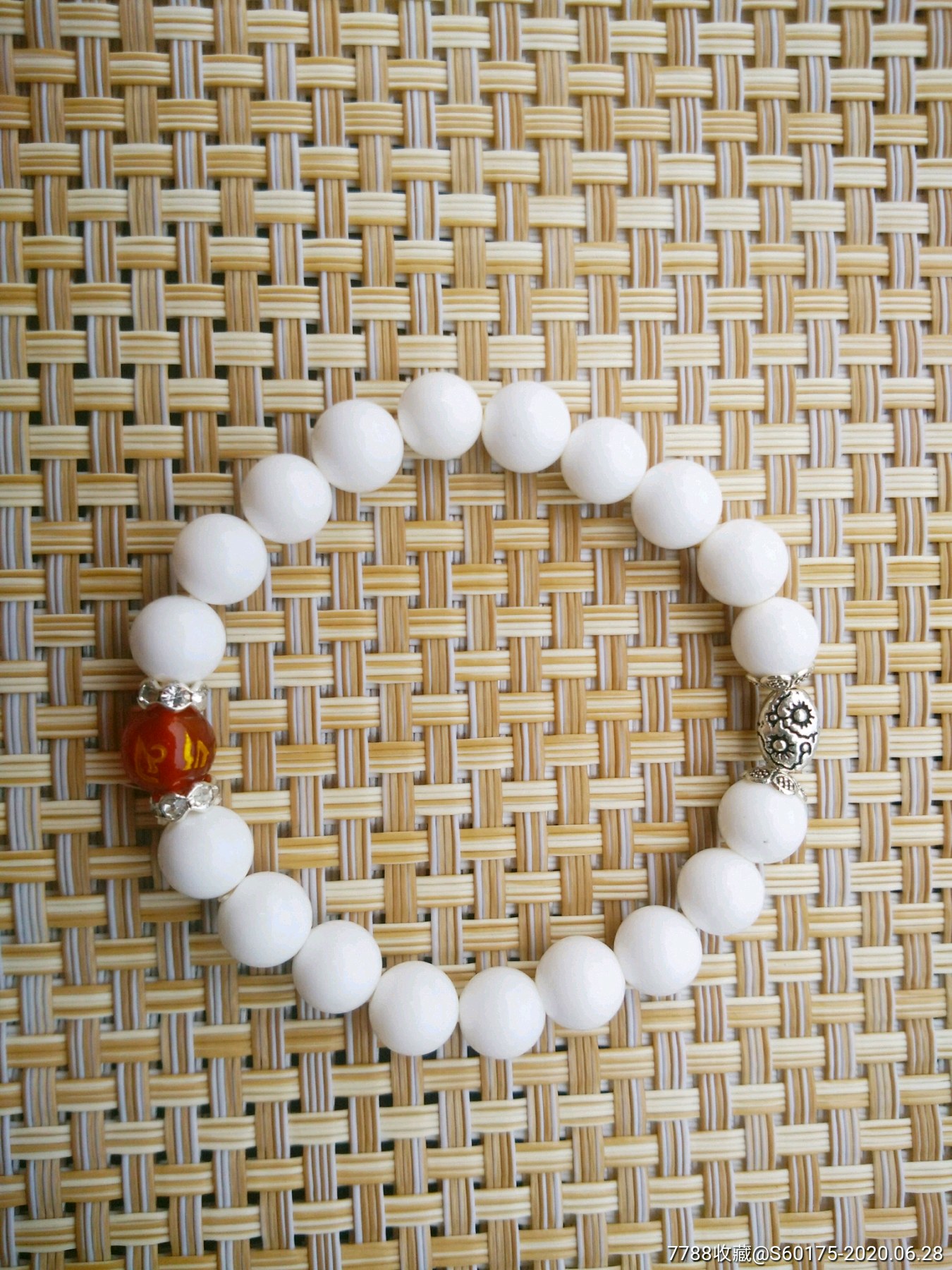 7a级贝壳白珠8mm佛珠手串