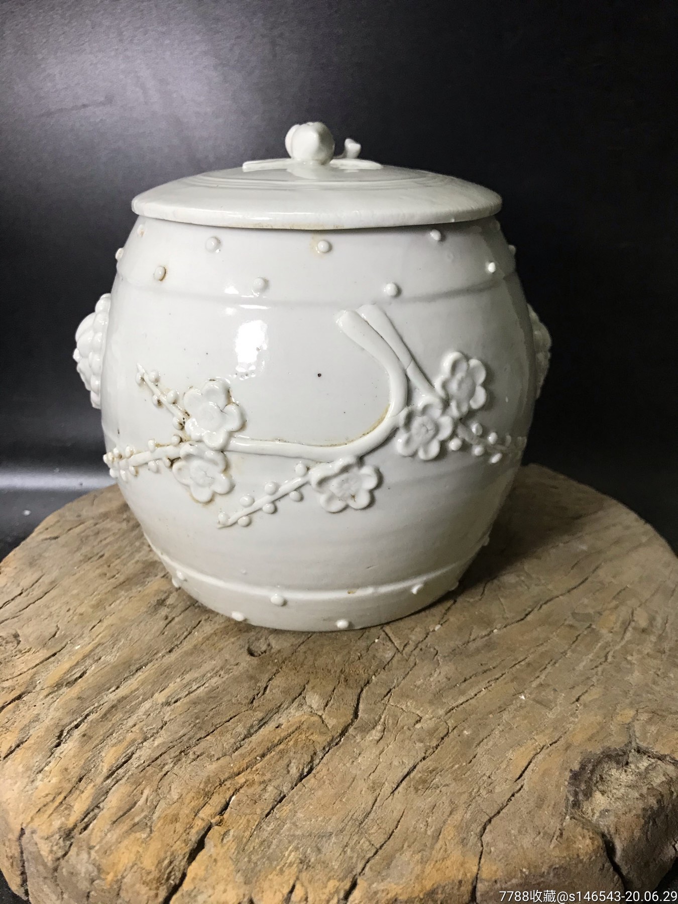 清代德化白瓷茶叶罐,釉水漂亮,器型规整,狮头精美