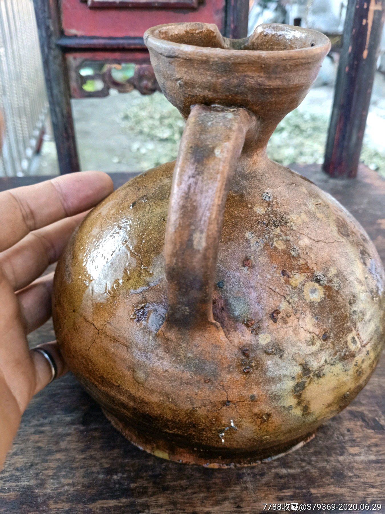 黄釉老油壶