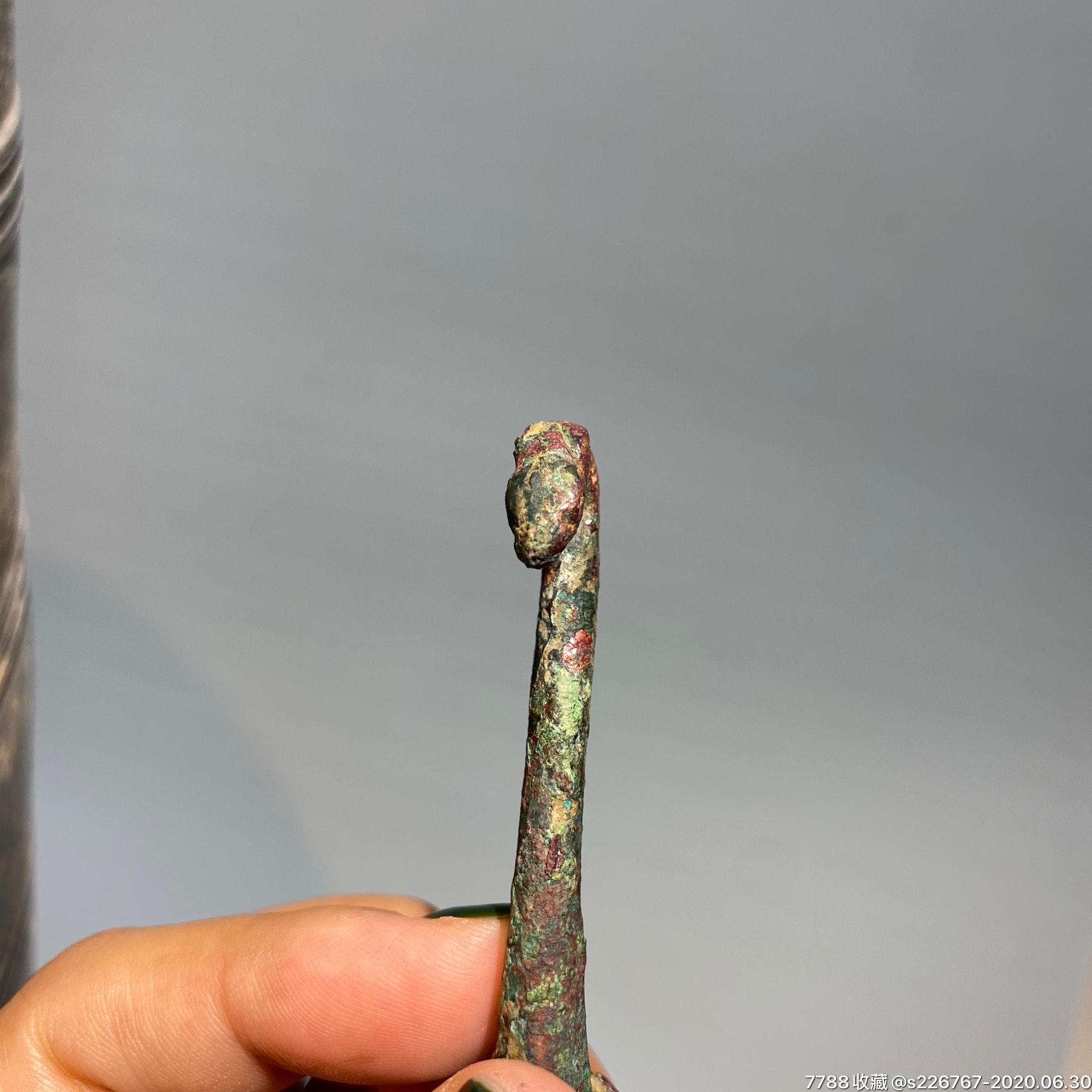 战汉蛇头青铜带钩