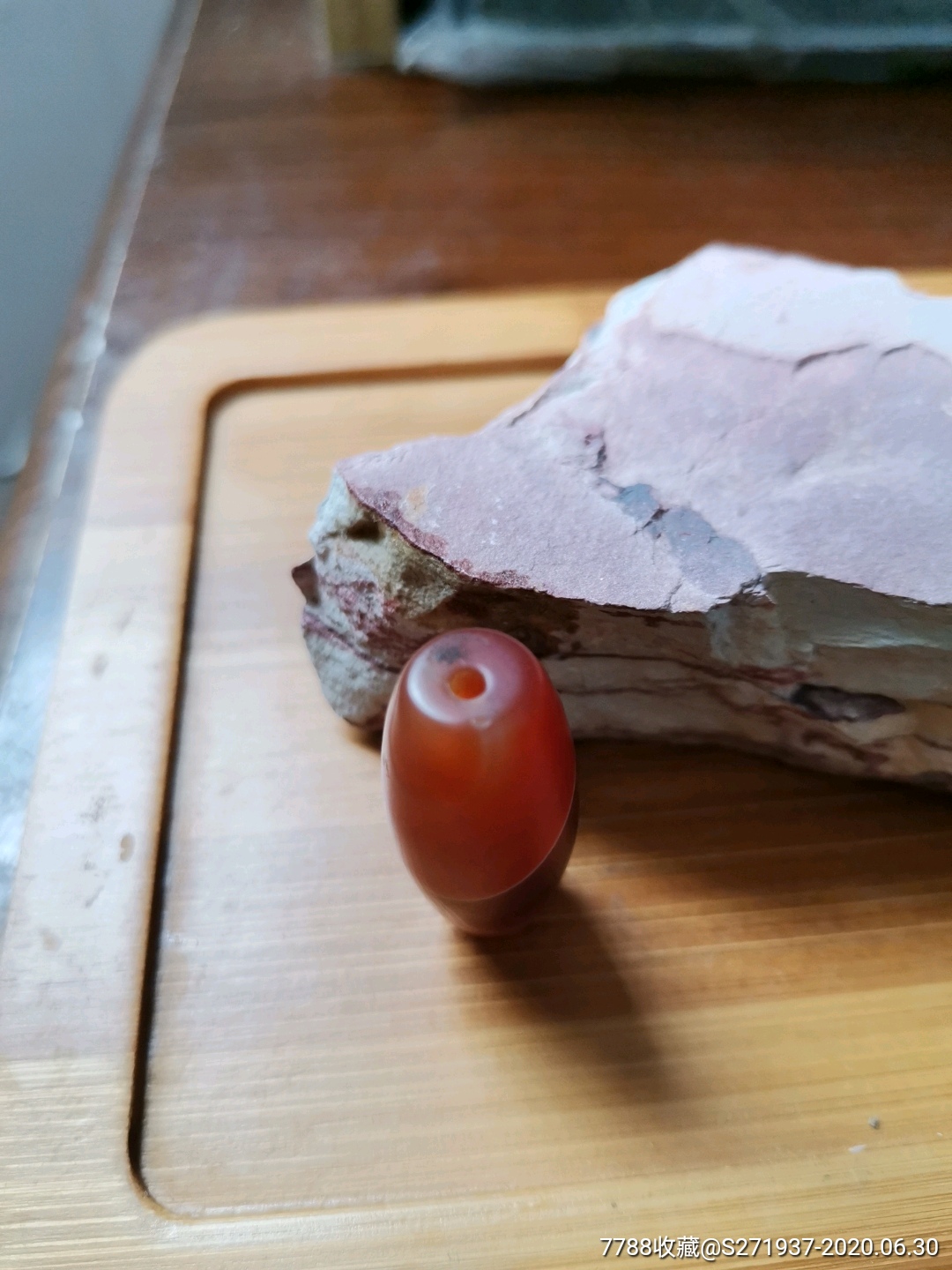 藏传爆老千年彩药师玛瑙千层丝勒子包浆老道皮壳熟润氧化清晰