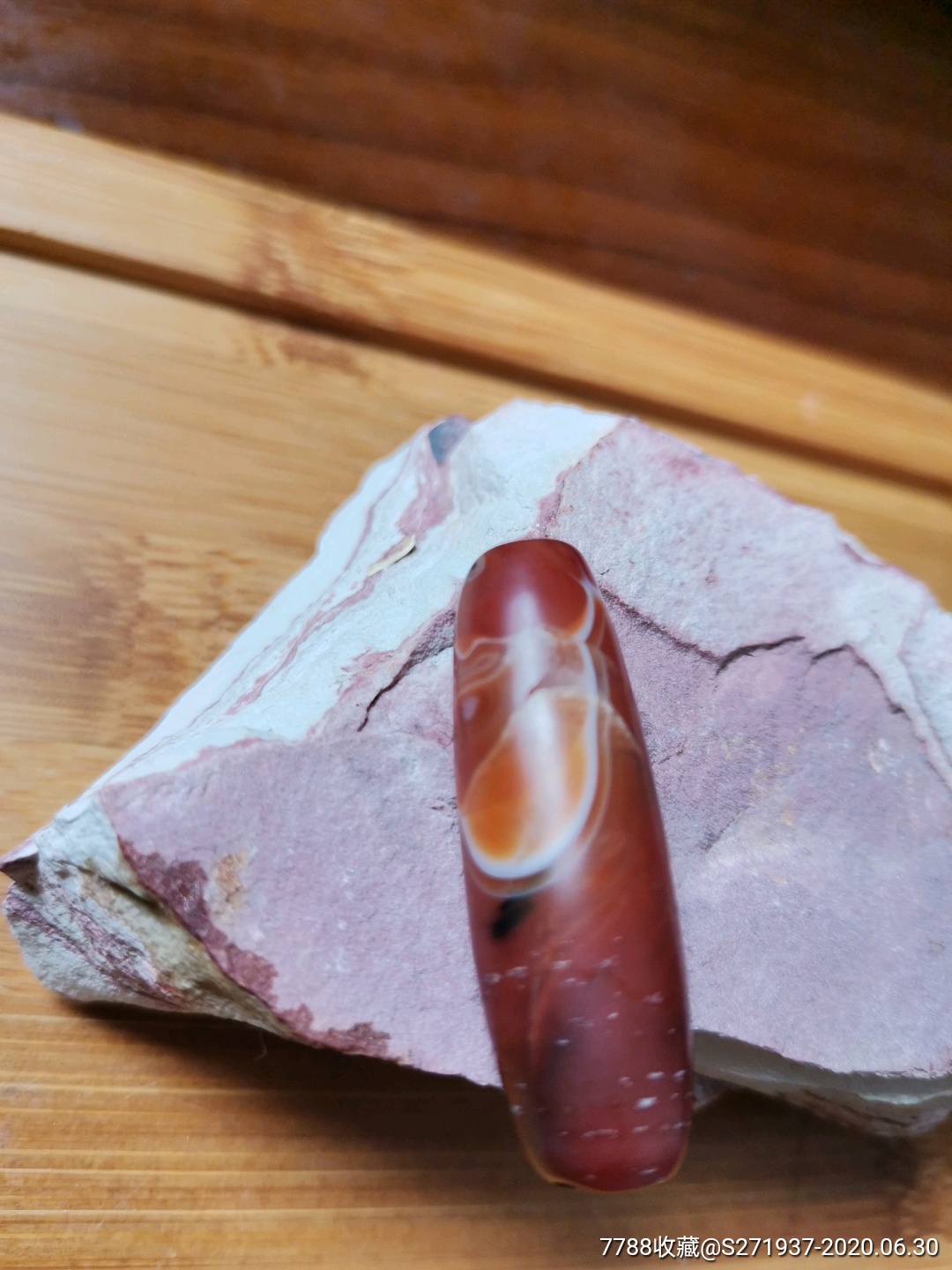 藏传爆老千年彩药师玛瑙千层丝勒子包浆老道皮壳熟润氧化清晰