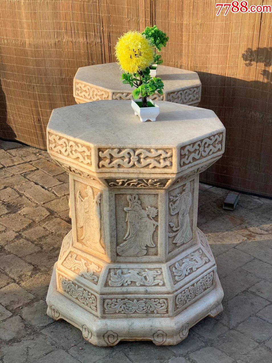 汉白玉八仙须弥座石墩
