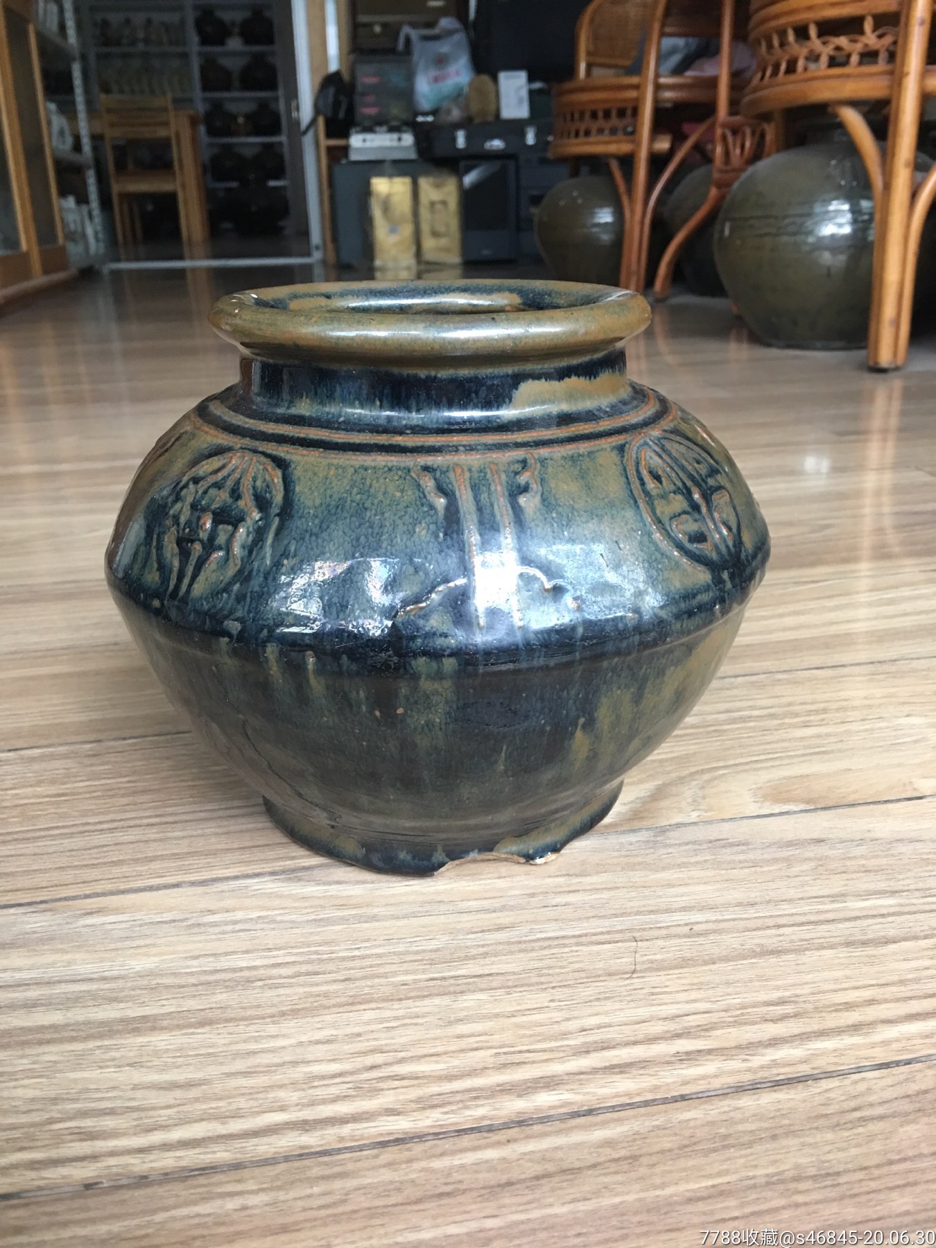 清代博山窑罐一个