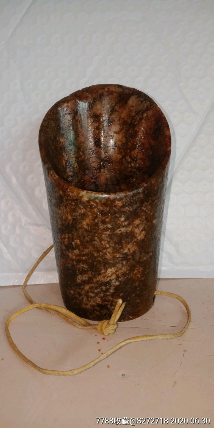 红山文化玉箍型器(马蹄形器)