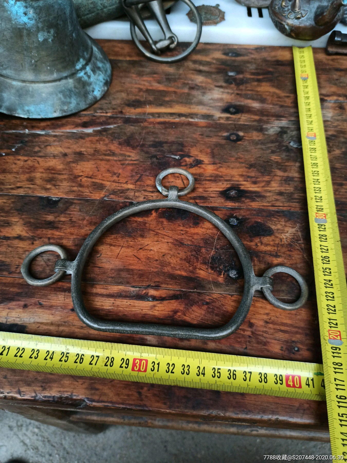 两个蒙区铜马镫重0.85斤49元!品相如图所示喜欢的来!包真包邮包退!