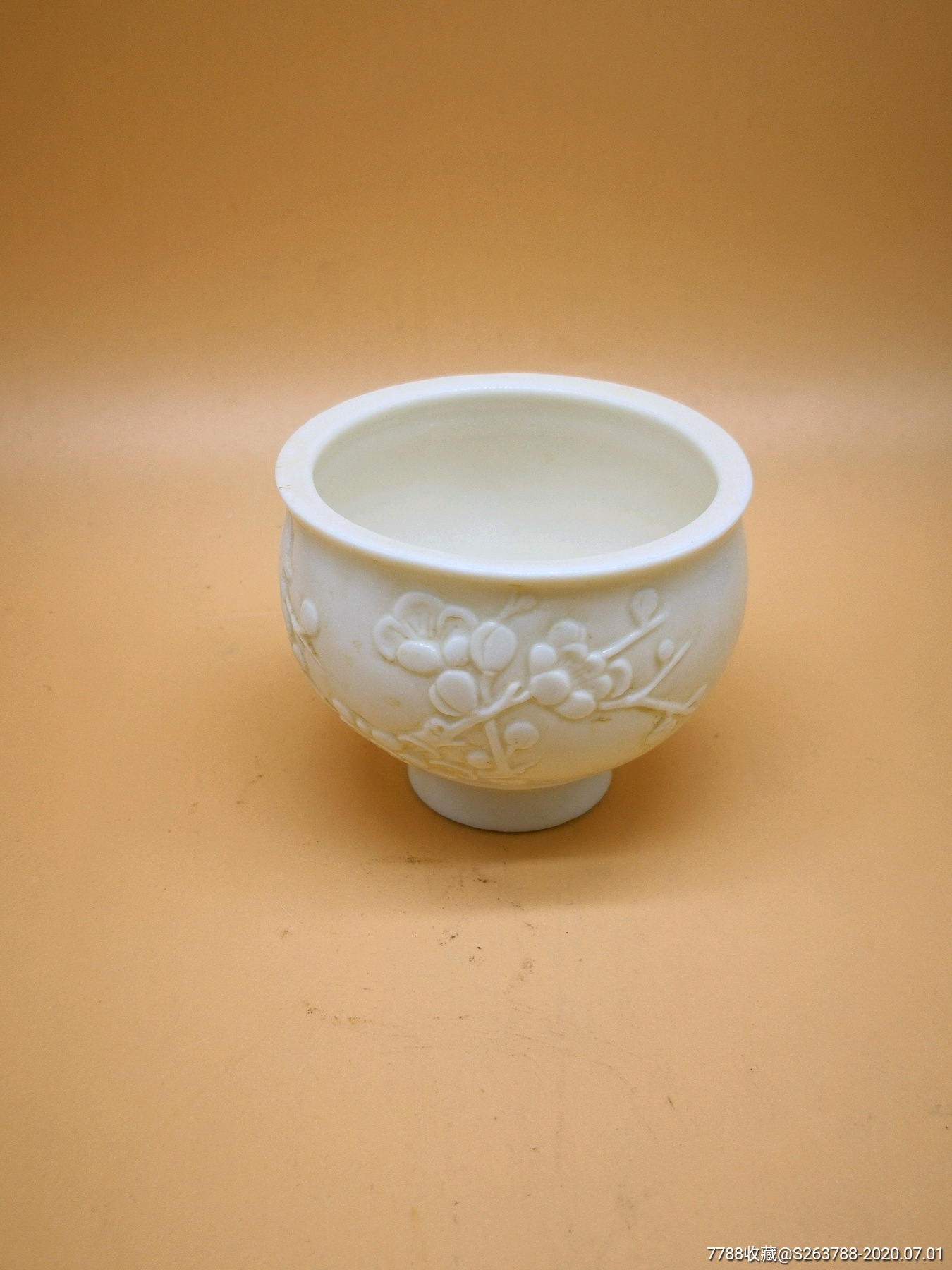 德化瓷贴塑梅花杯_单色白瓷_古瓷堂雅集【7788收藏__收藏热线】