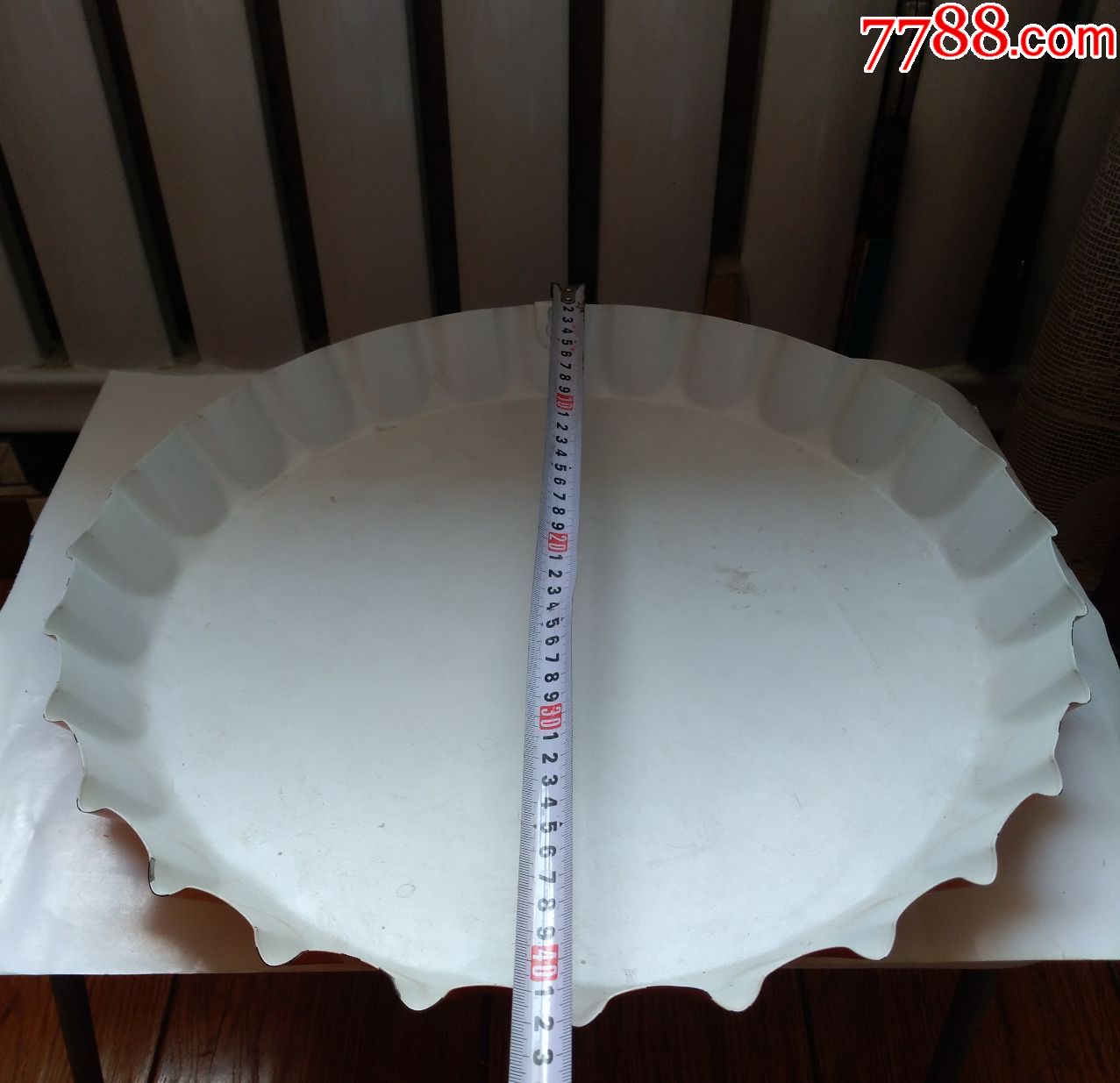 全麦白啤瓶盖造型,超大铁皮挂件,少见,点图可放大