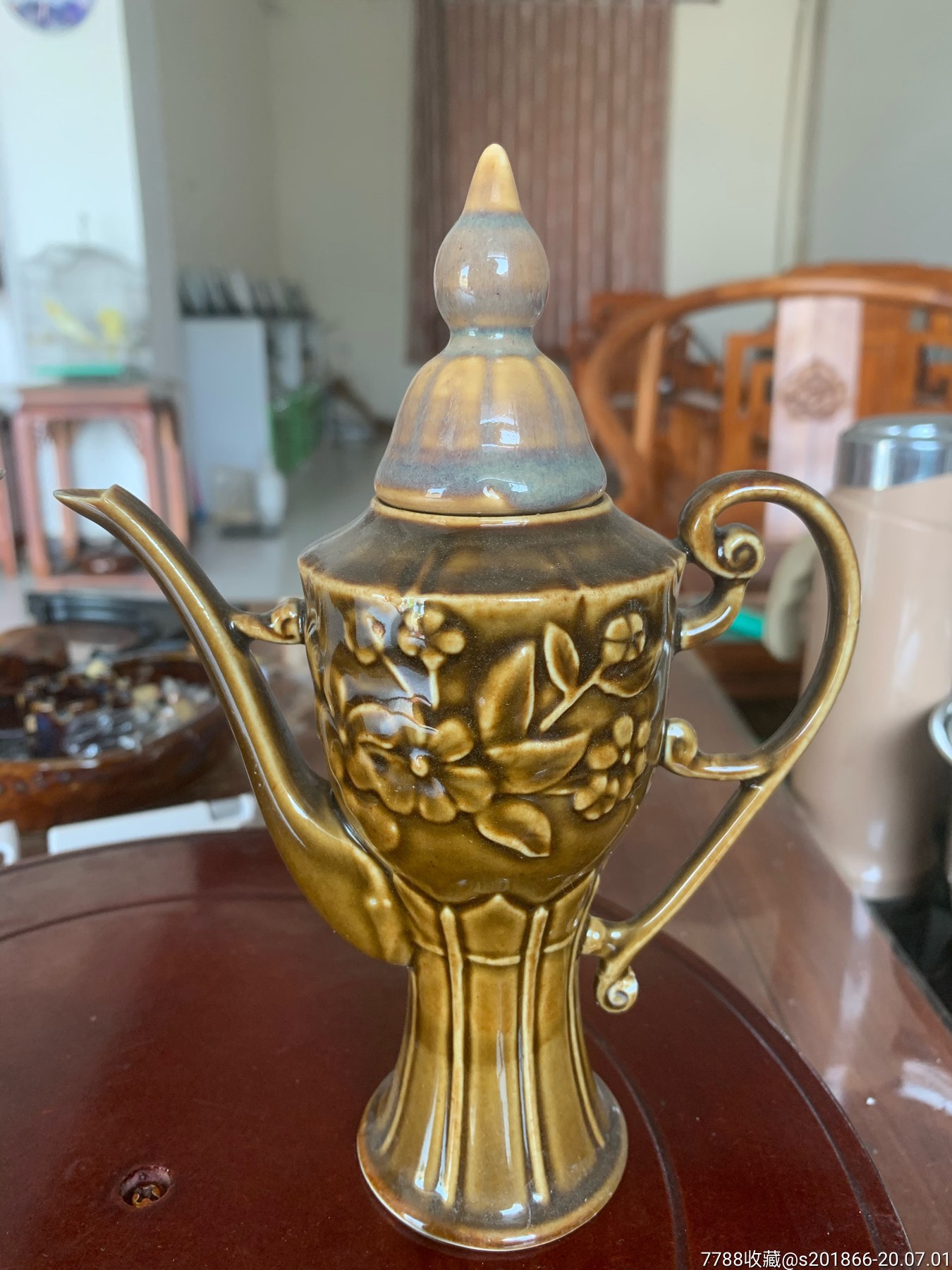 唐山瓷一对奖杯酒壶釉色漂亮