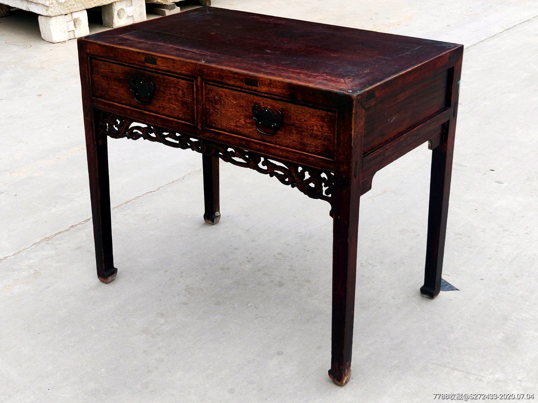 民国时期老书桌,帐桌,老铜货齐全,完整漂亮.