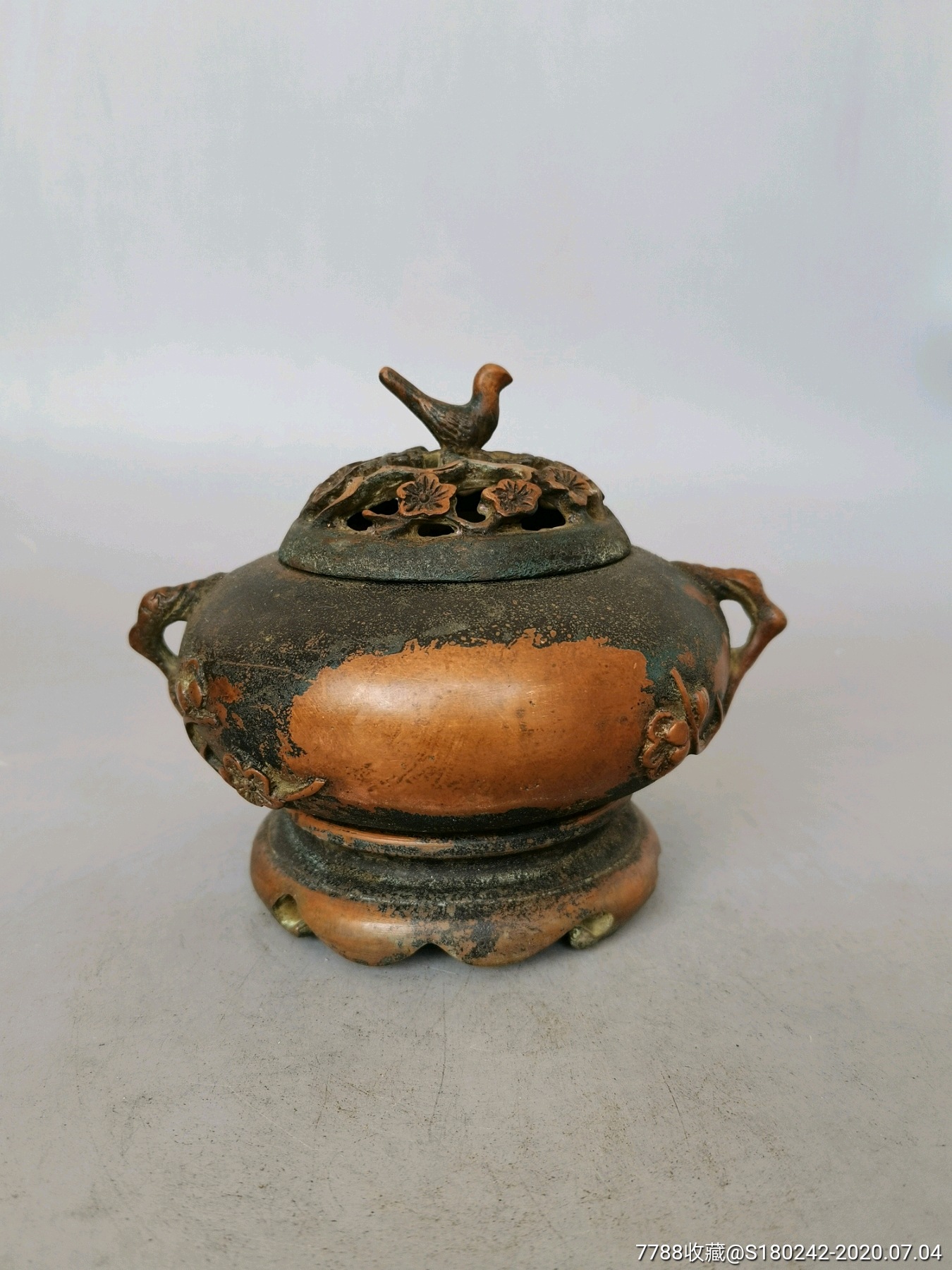 花鸟带底座熏香炉,铜炉_第1张_7788铜炉收藏