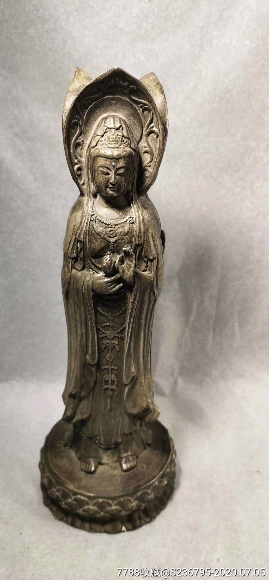 纯银三面观音像一尊