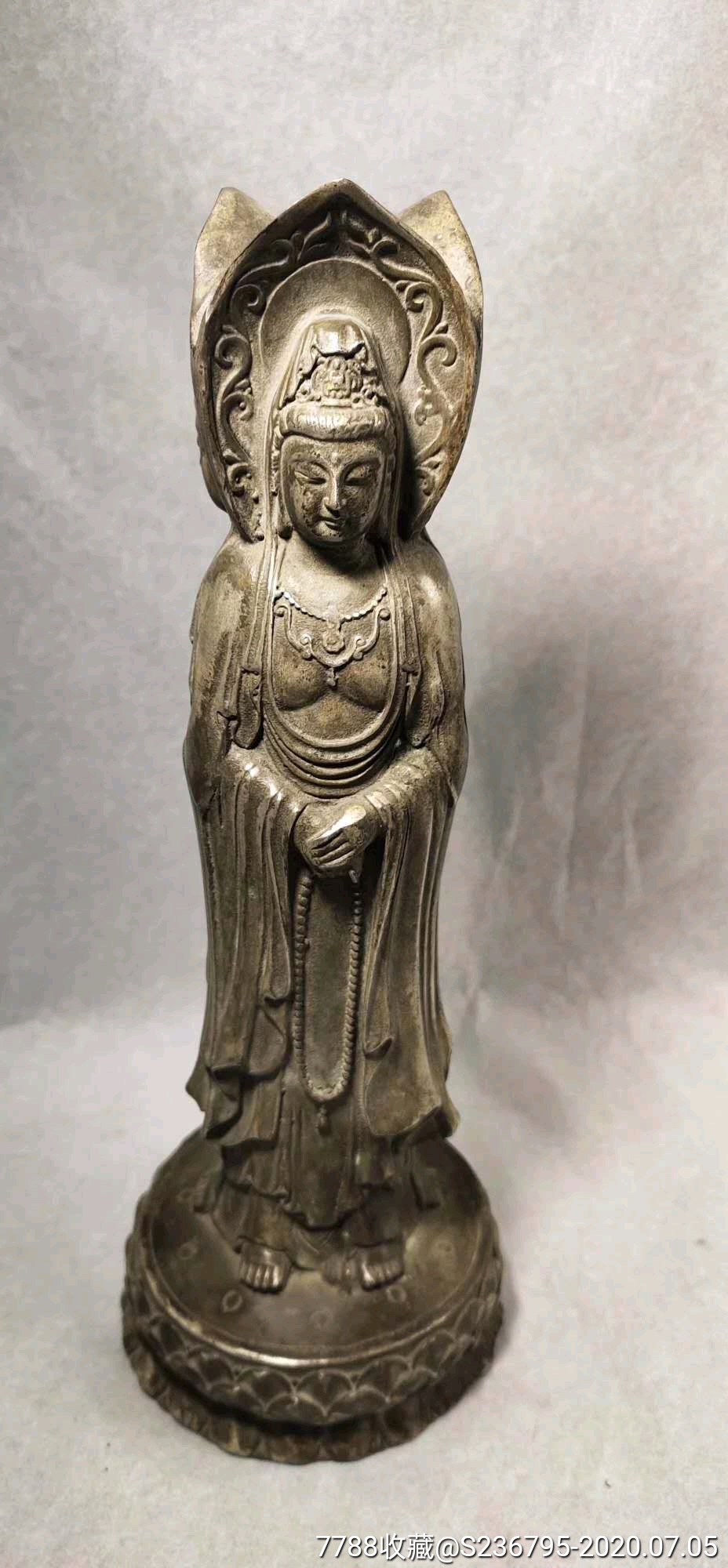 纯银三面观音像一尊