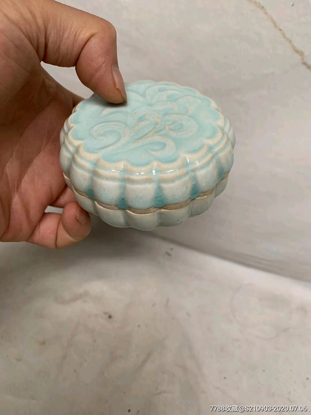 南宋青白釉湖田窑胭脂盒