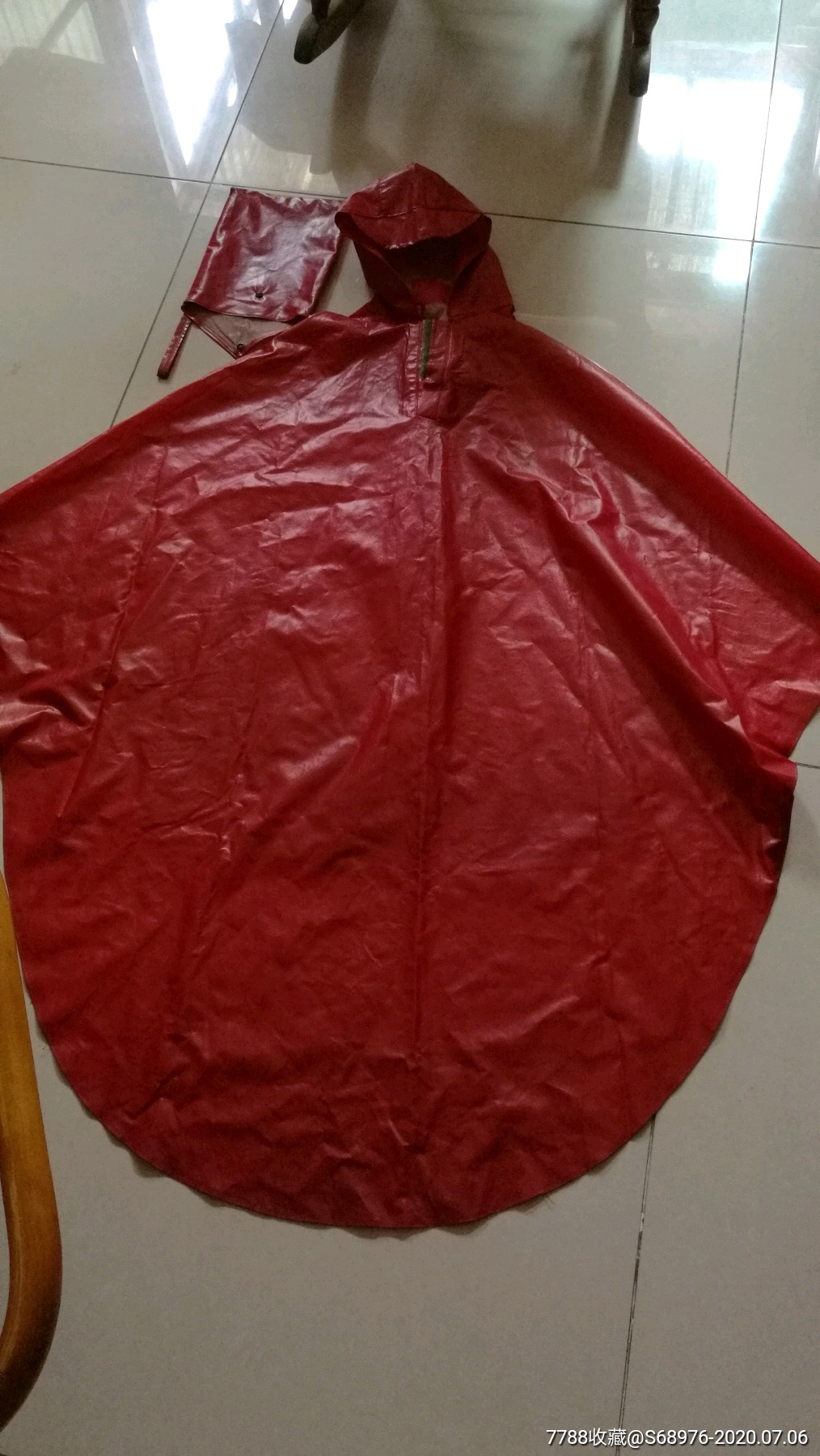 老雨衣80年代老雨披带原袋飞燕牌天津卫津化工厂出品值得收藏做年代戏