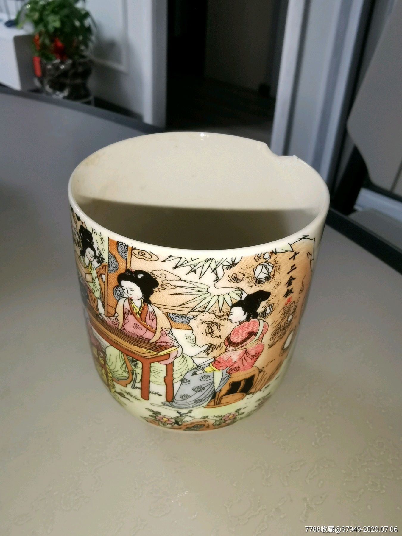 景德镇十二金钗瓷杯一个