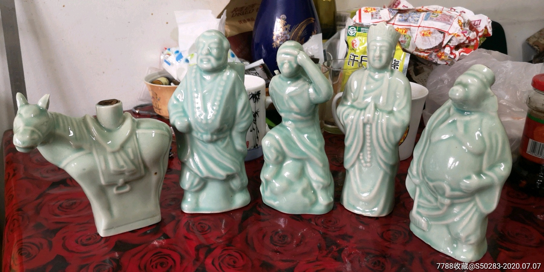 西游记人物青瓷酒瓶一套五个