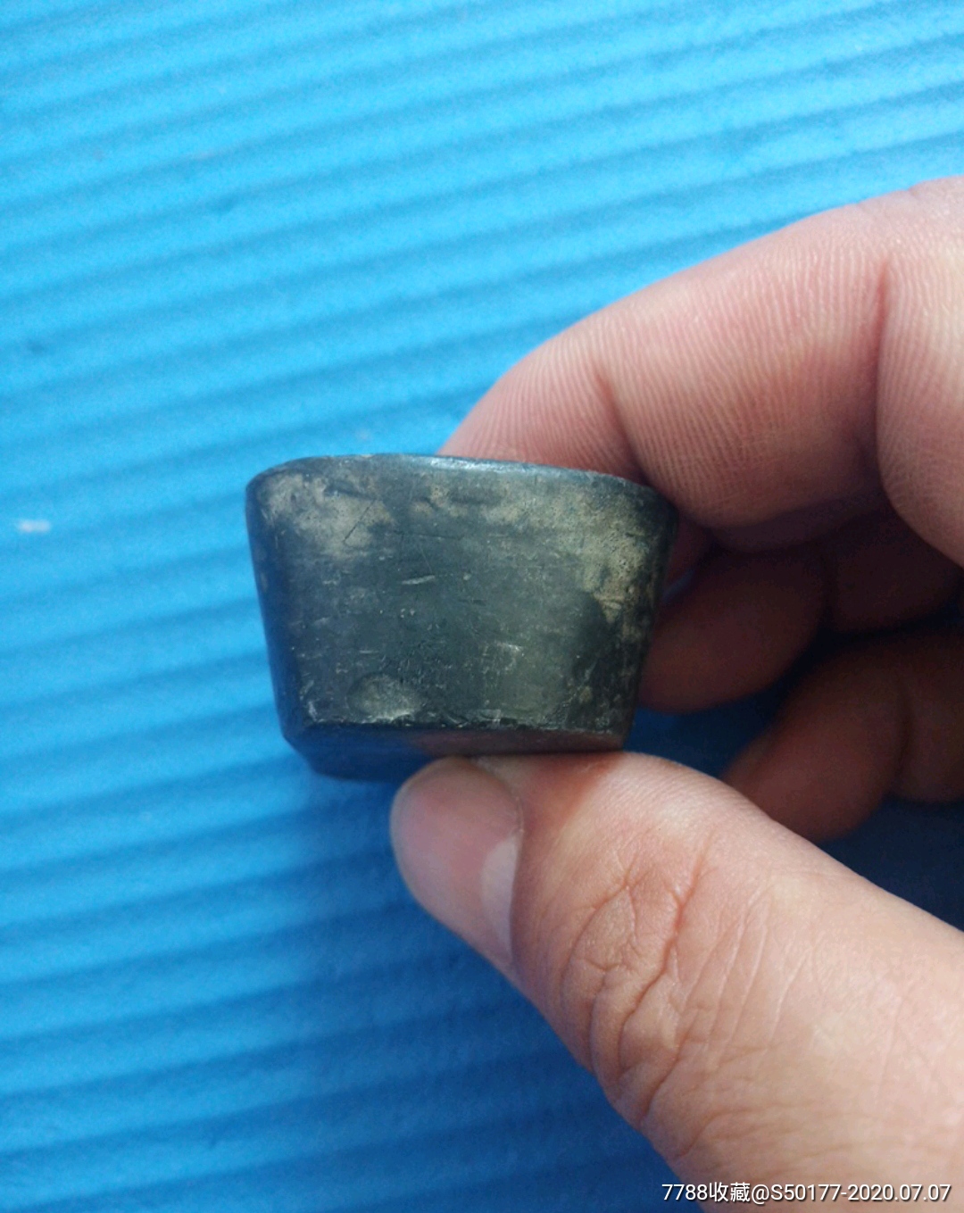 民国铅锭元宝造型.