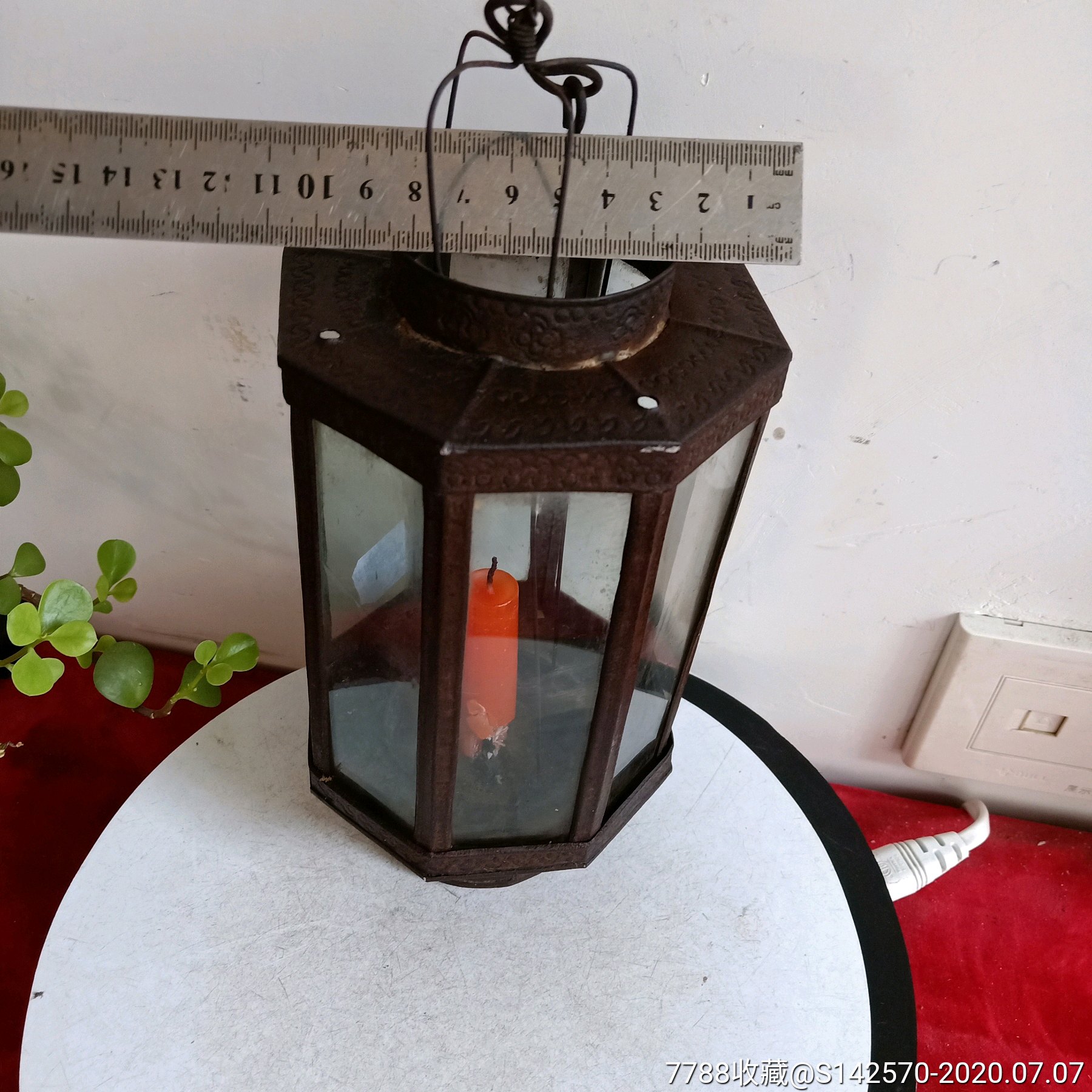 民国铁制刻花玻璃手提灯完美无瑕如图保老保真