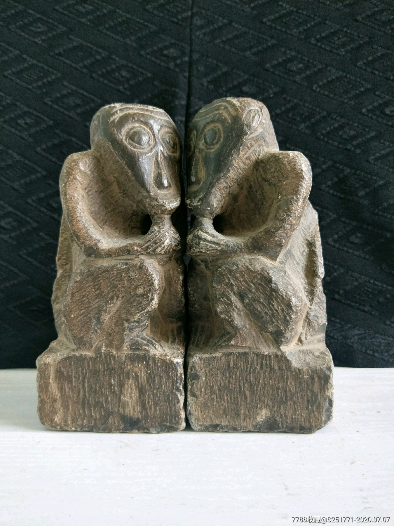 清代案头石猴一对