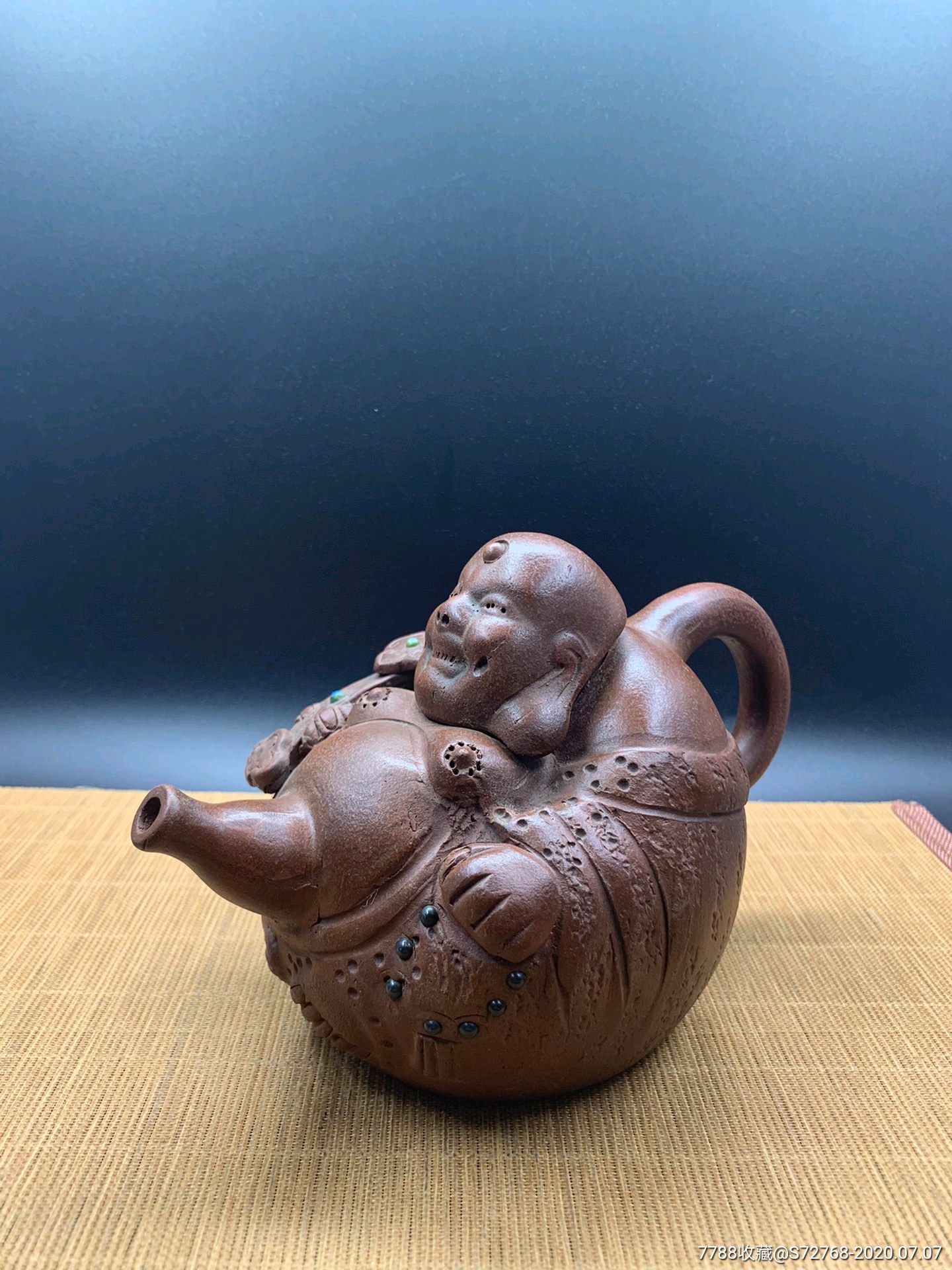 独特精品佛缘紫砂壶