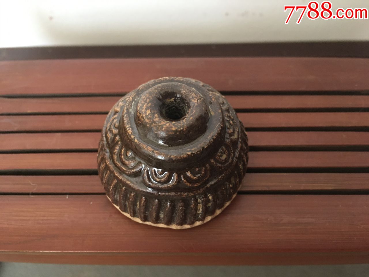 唐代时期刻花一炷香瓷器香插