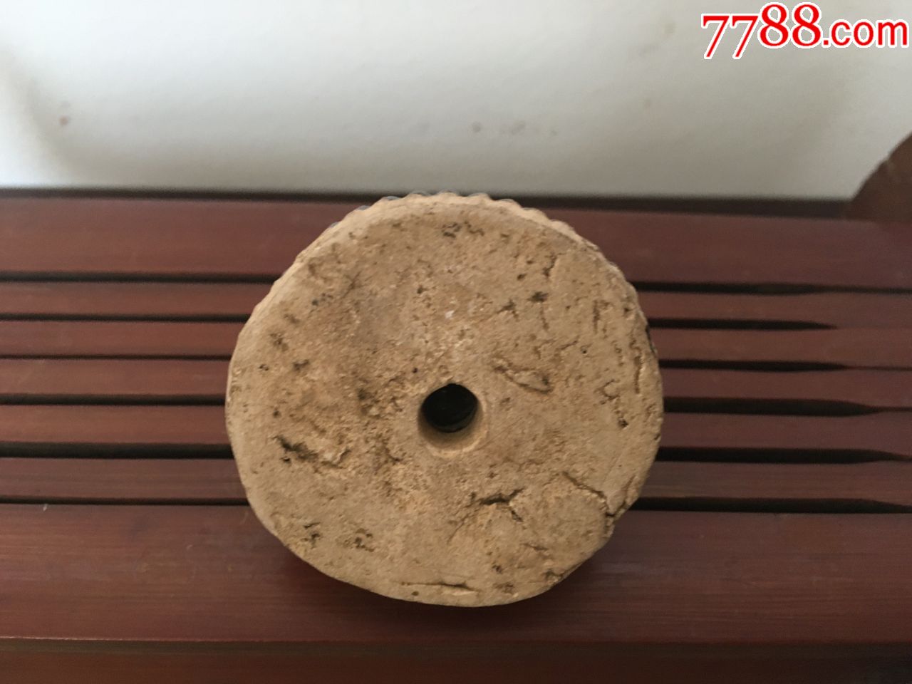 唐代时期刻花一炷香瓷器香插