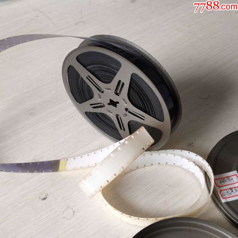 美国回流16毫米无声双齿孔电影胶片黑白日本纪录片带片盒