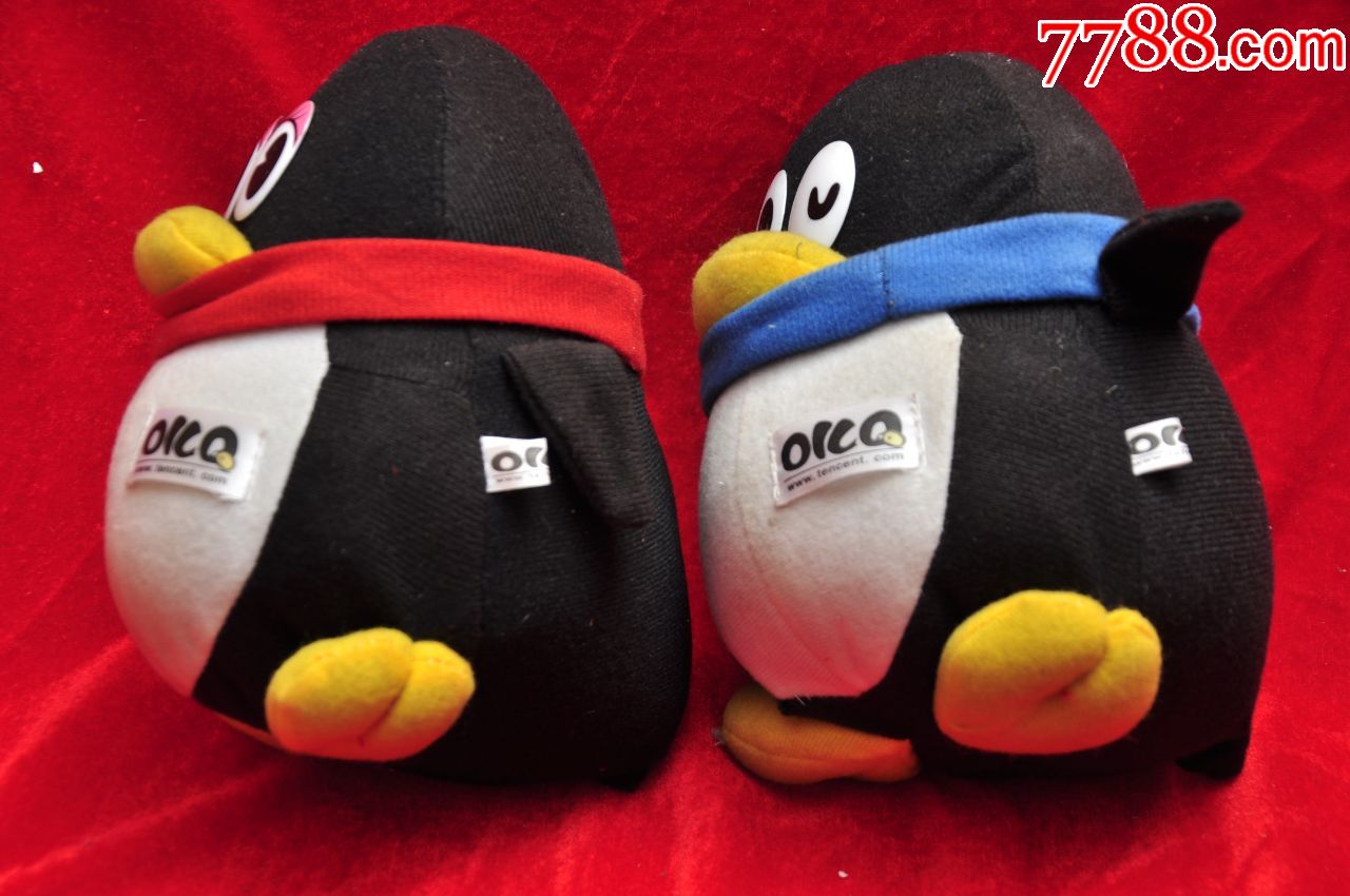 1999年正版oicq毛绒公仔一对