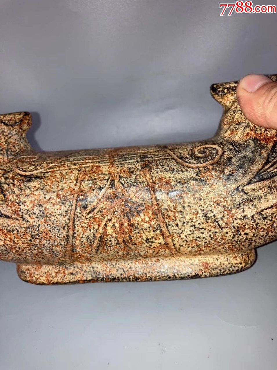 红山文化陨石摆件枕头a101s32e