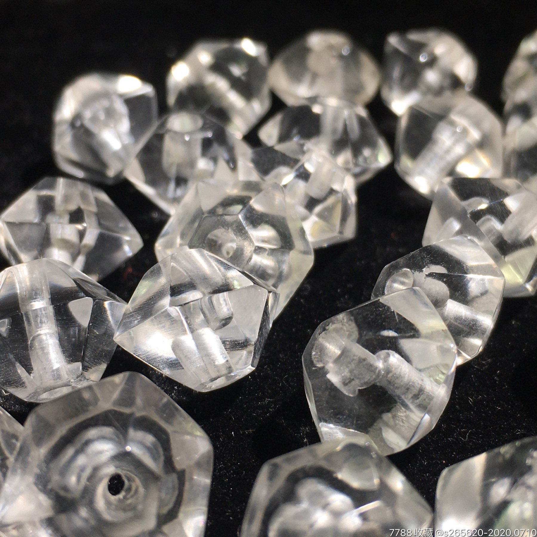 水晶六棱珠
