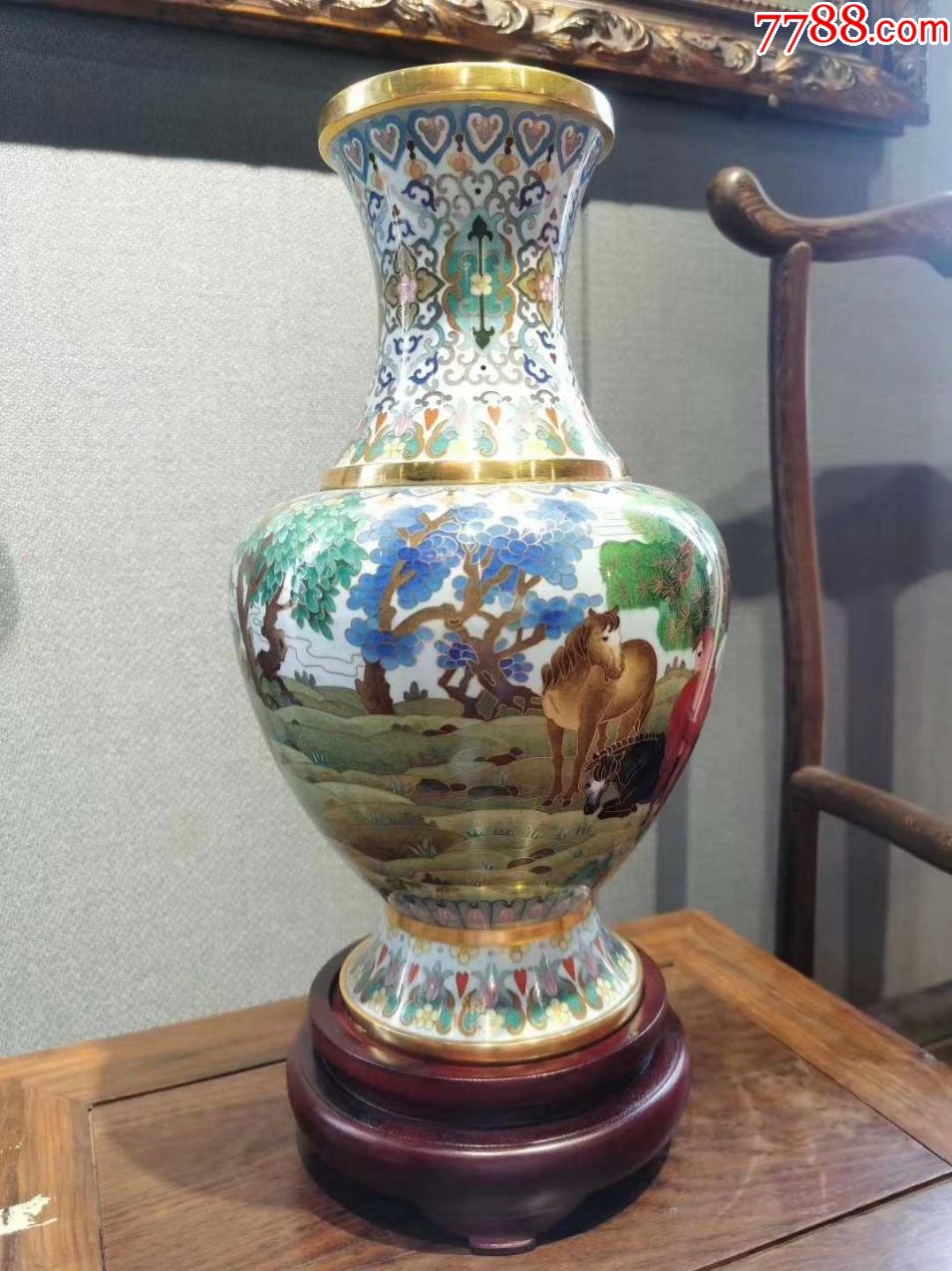 国礼景泰蓝八骏马瓶戴嘉林钟连盛作品