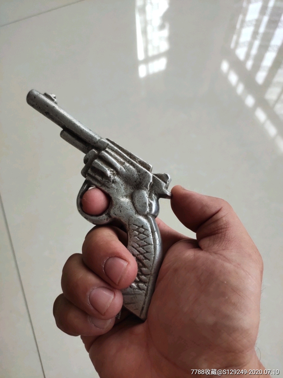 几十年铝制手枪玩具