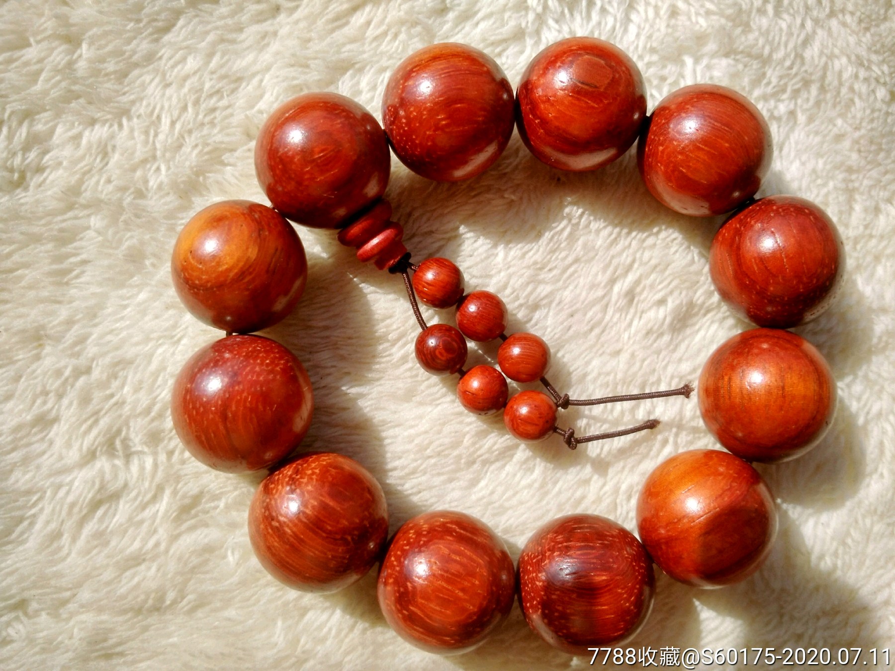 小叶红檀红檀佛珠手串,20mm