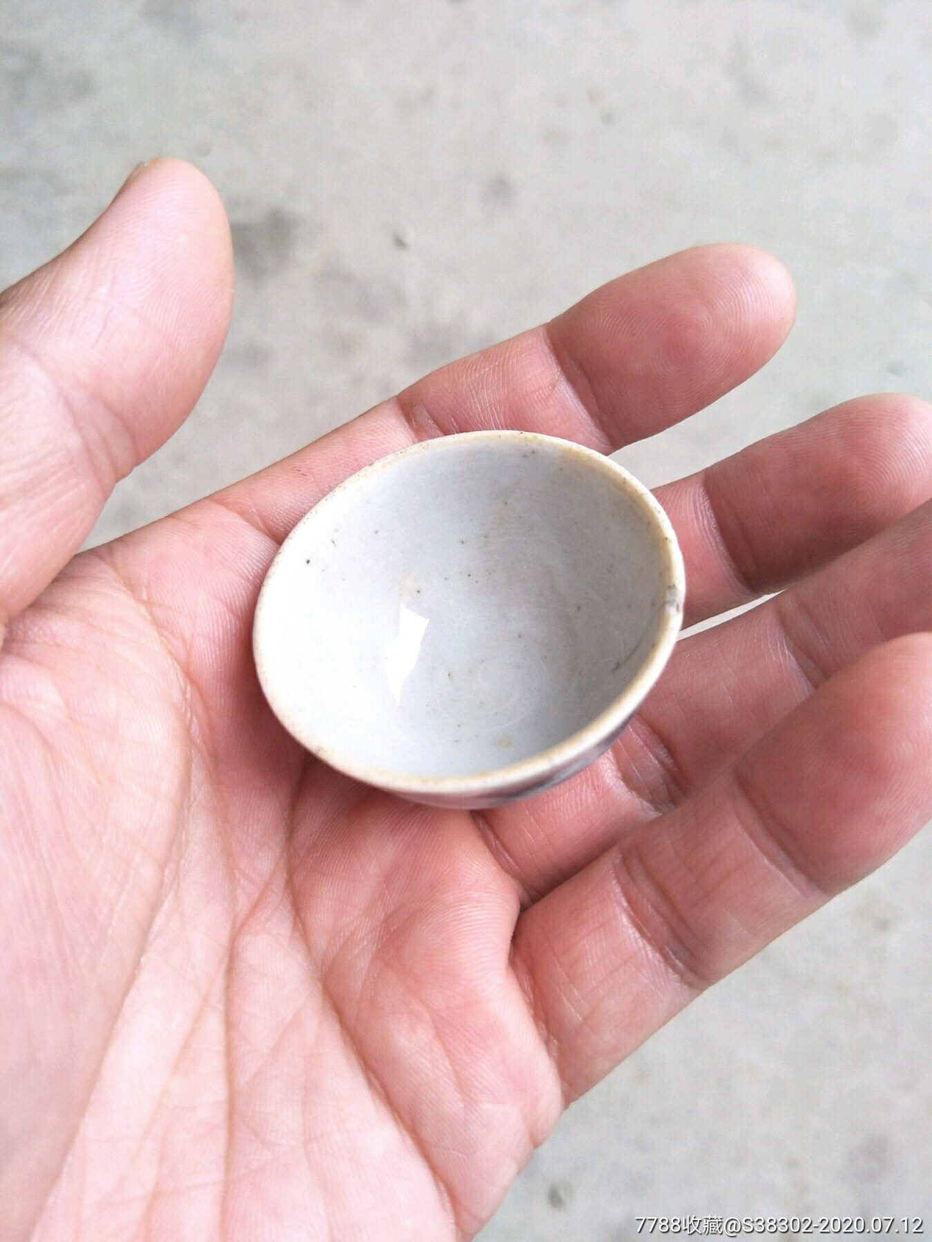 明代德化窑青花花卉纹小杯子临清运河古玩店万枚瓷片标本馆