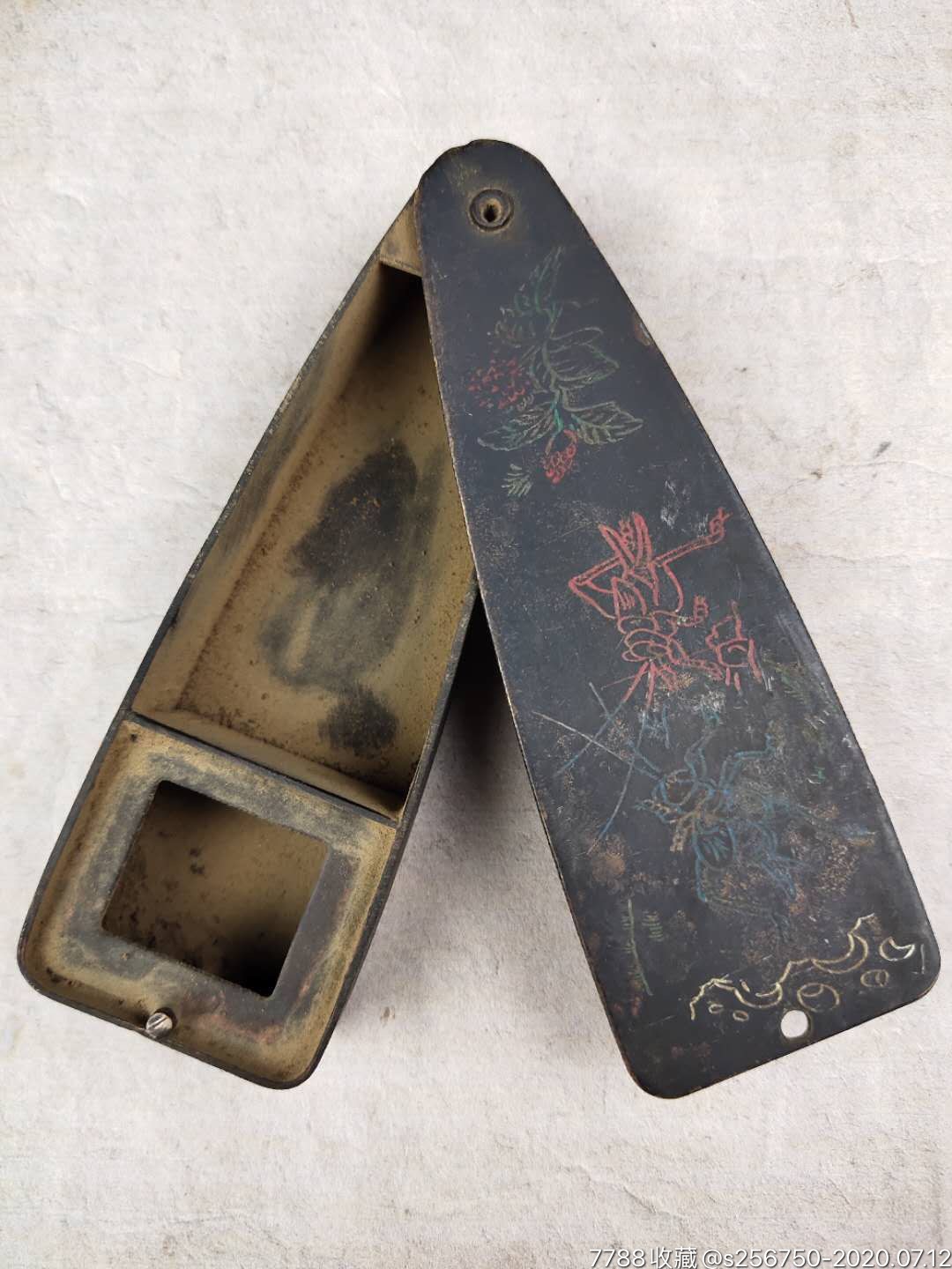 清末民国时期【荣宝斋】记,文房墨盒,描彩蟋蟀?