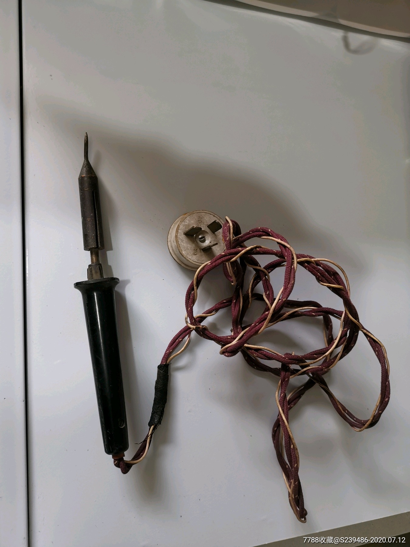 老电烙铁完好无损