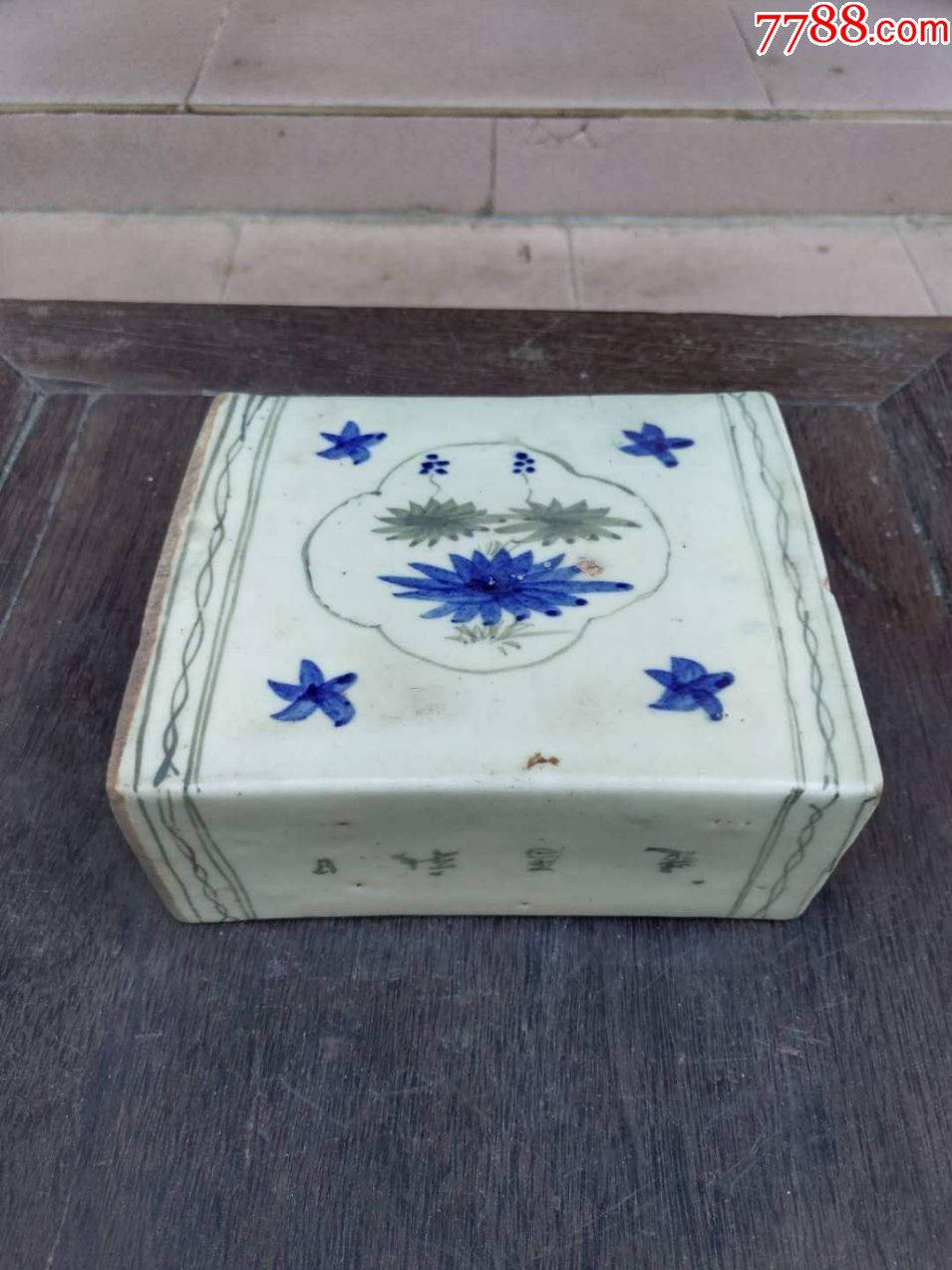 一个民国粉彩老脉枕