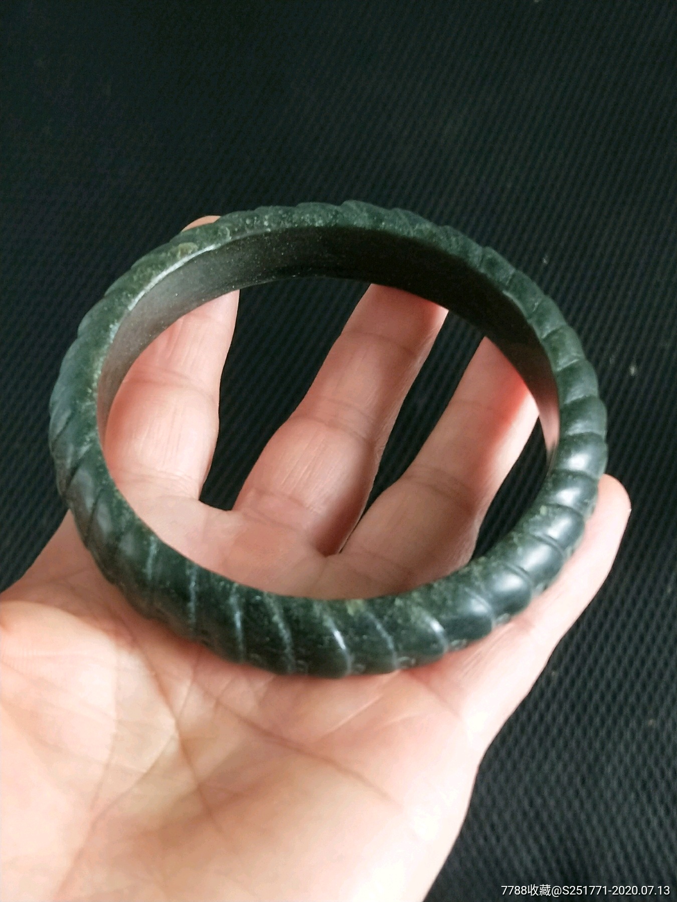 清代墨玉财源滚滚手镯