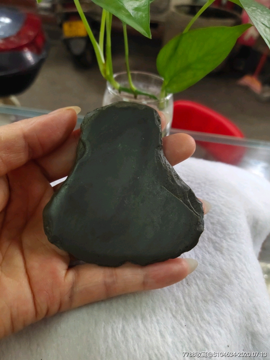右江出水石器