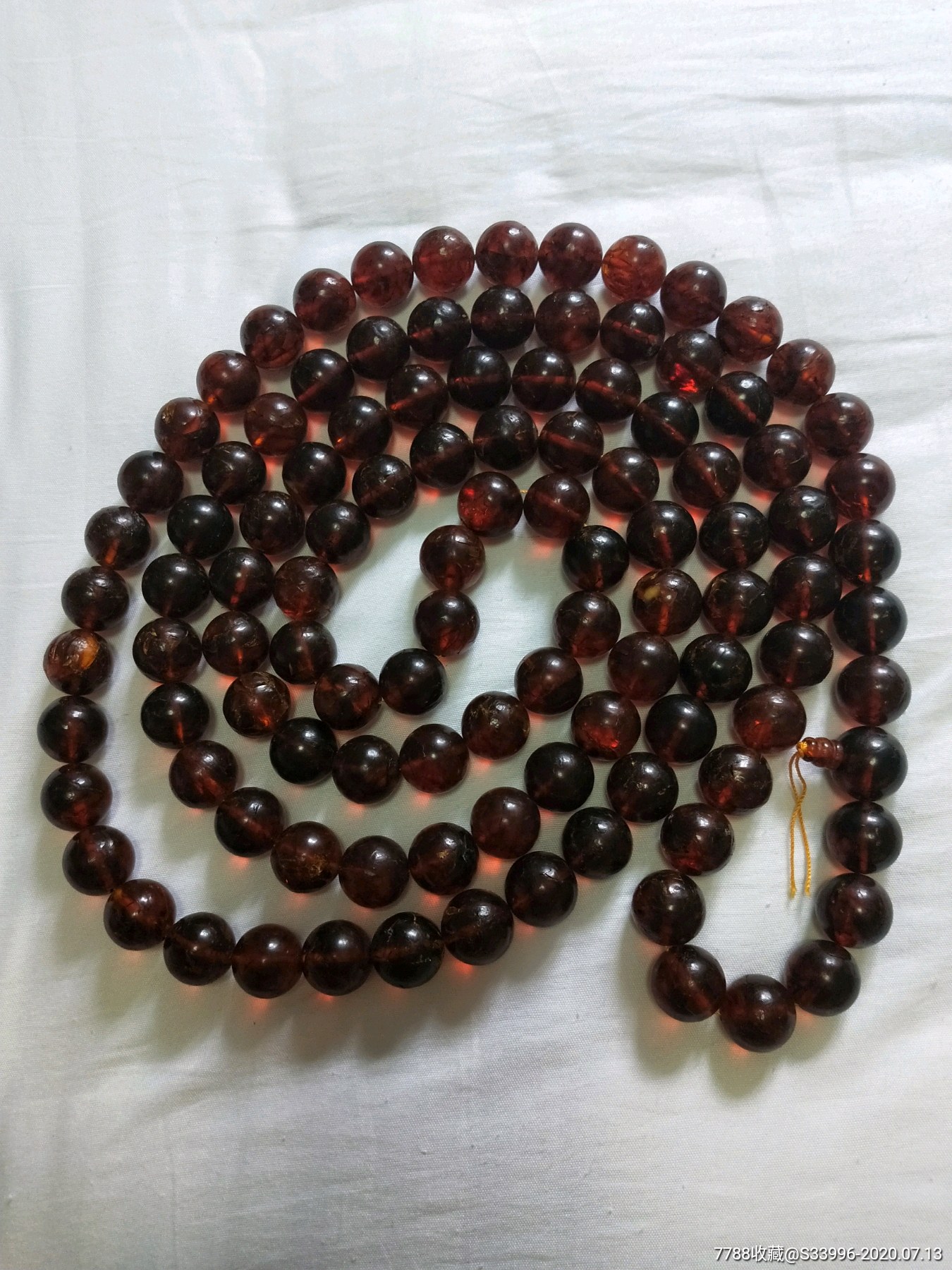 清代琥珀佛珠108颗直径1.7厘米