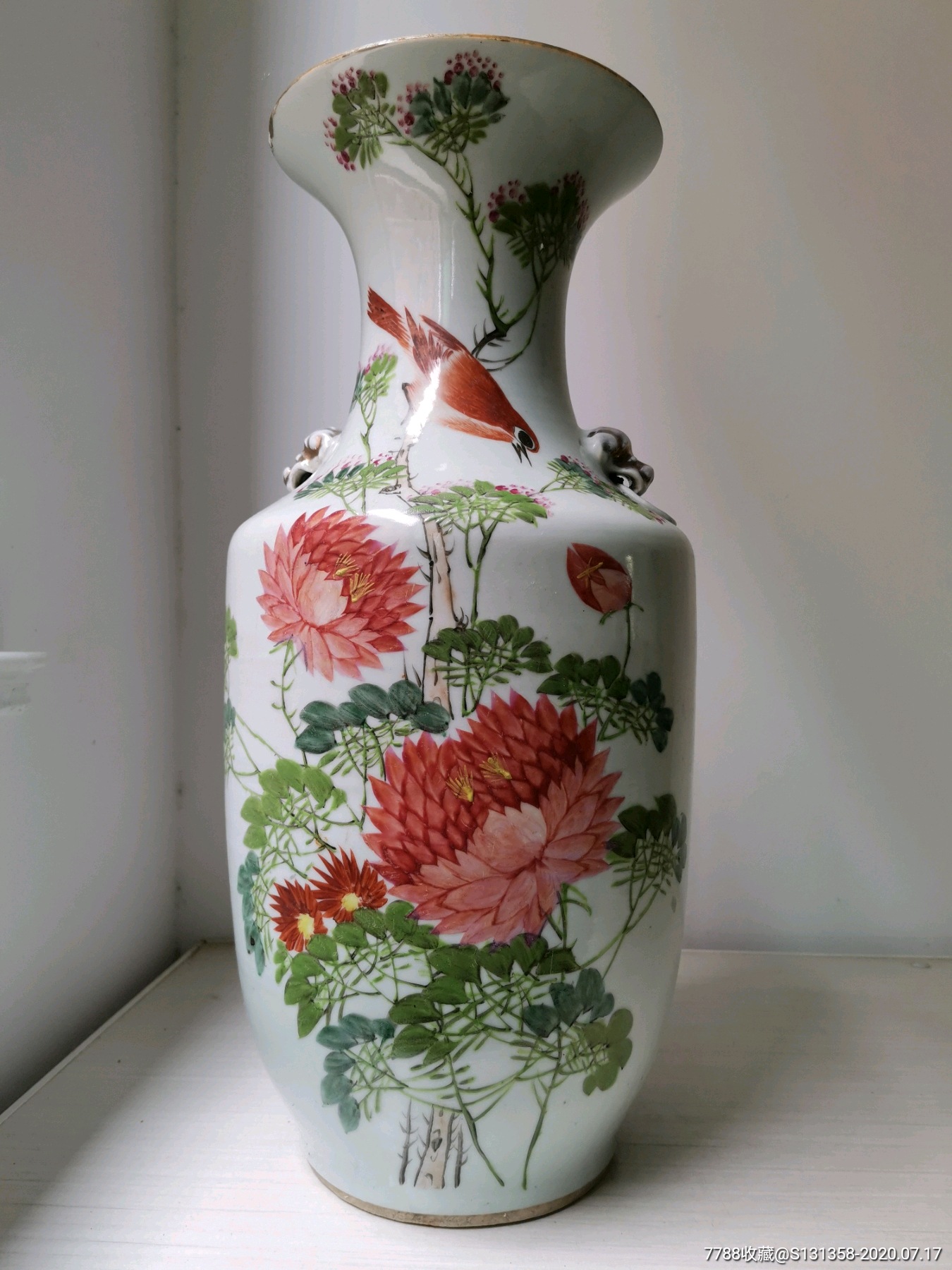 50010品99晚清广彩开窗人物壶￥4,50010品99清末民初粉彩红狮子瓶